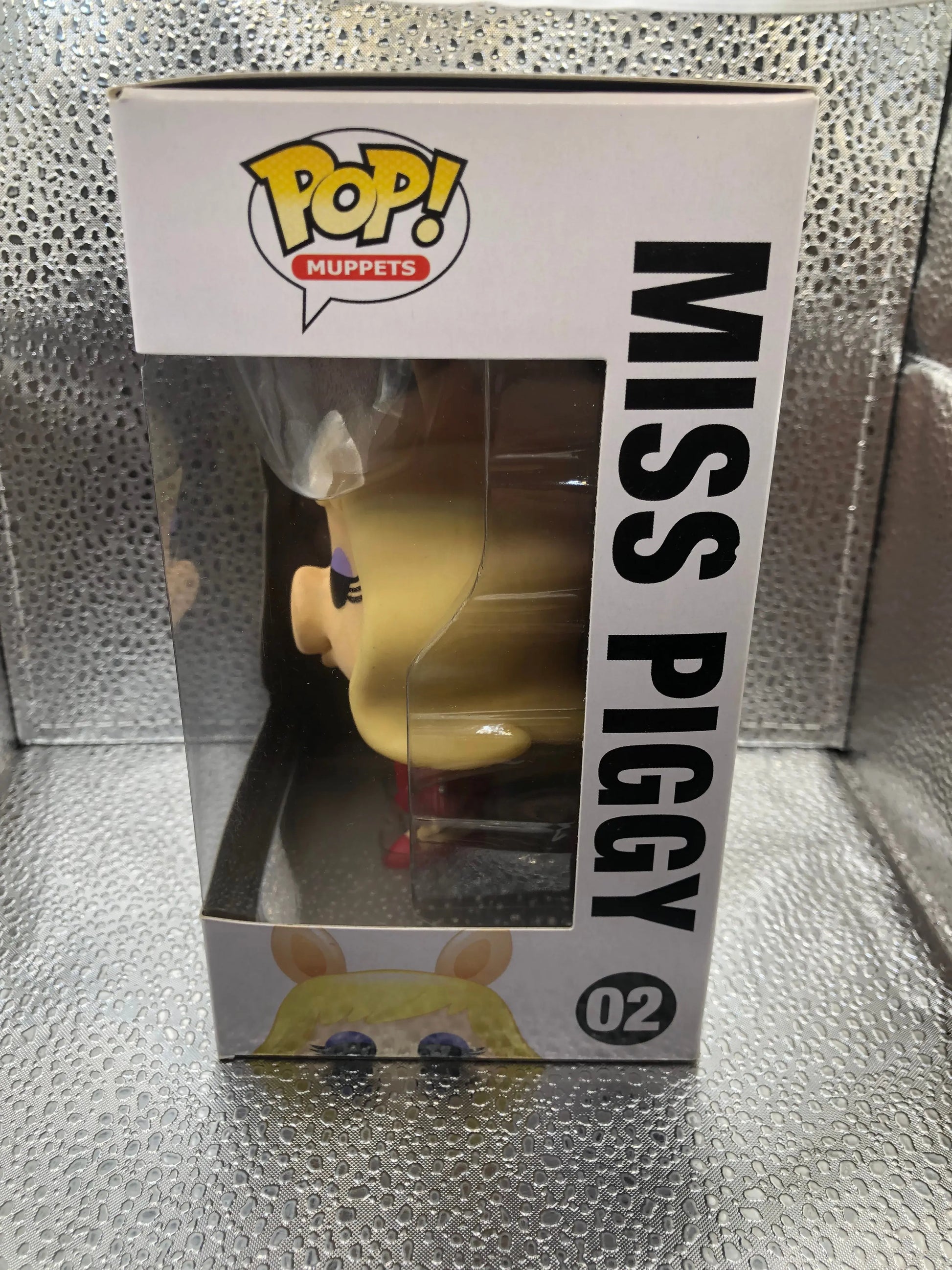 Funko POP! The Muppets MISS PIGGY 02 FRENLY BRICKS - Open 7 Days