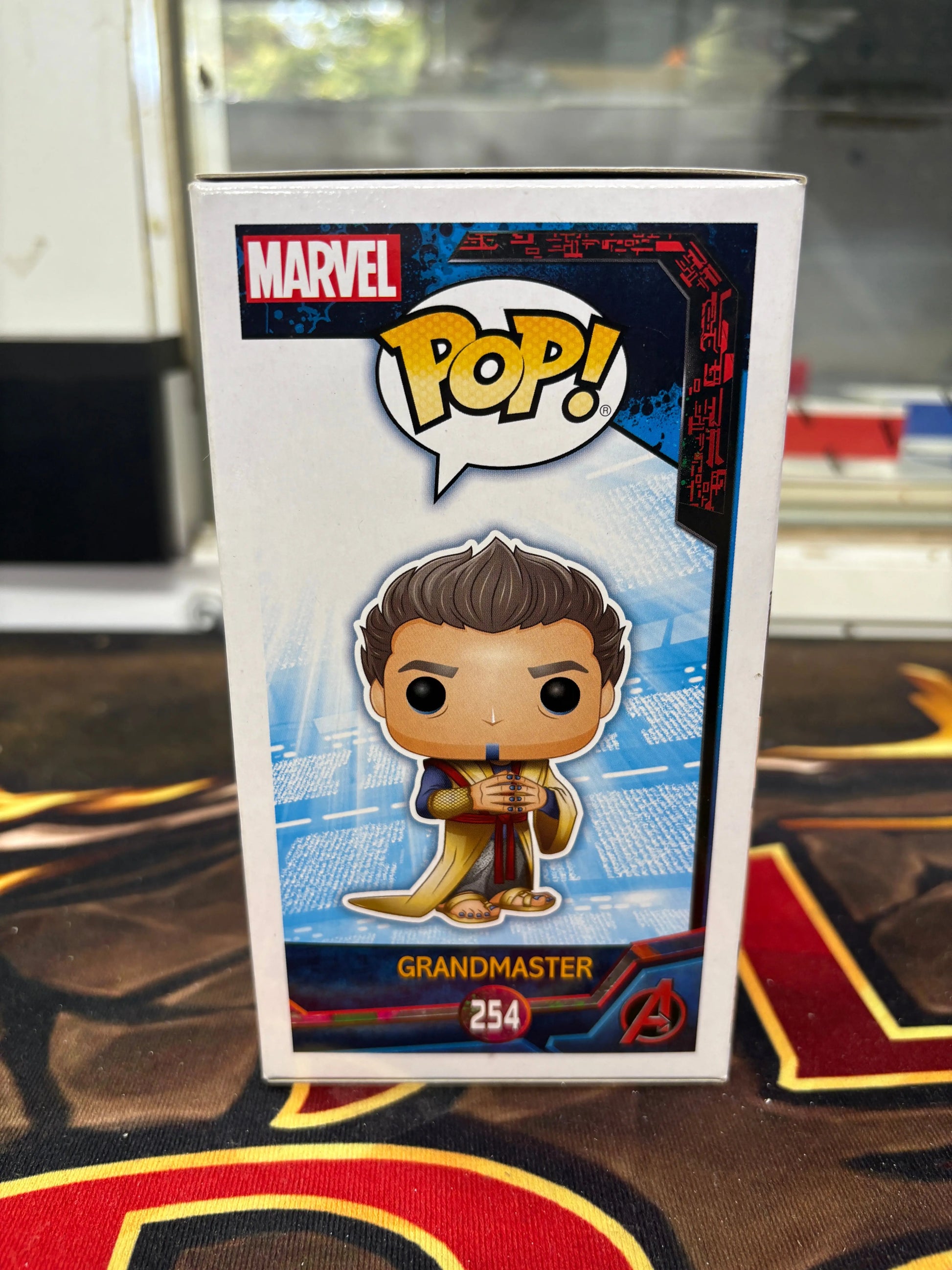 Funko Pop! Marvel: Thor Ragnarok Grandmaster Figure - Fall Conv (Exclusive) #254 FRENLY BRICKS - Open 7 Days