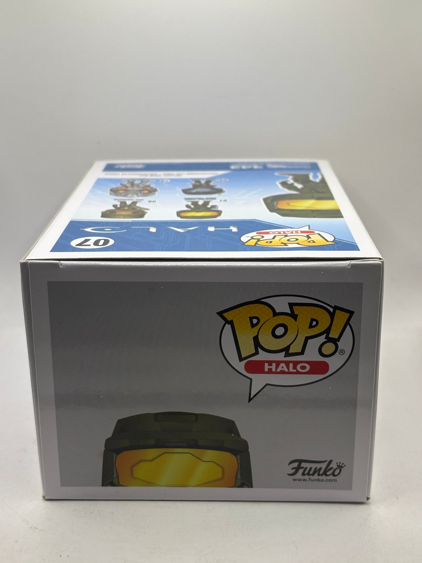 Funko POP! Halo #07 Master Chief with Cortana Special Edition Gold Vinyl Figure image 5