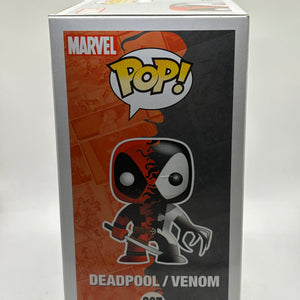 Funko POP! Marvel #237 Deadpool / Venom Vinyl Bobble-Head image 4