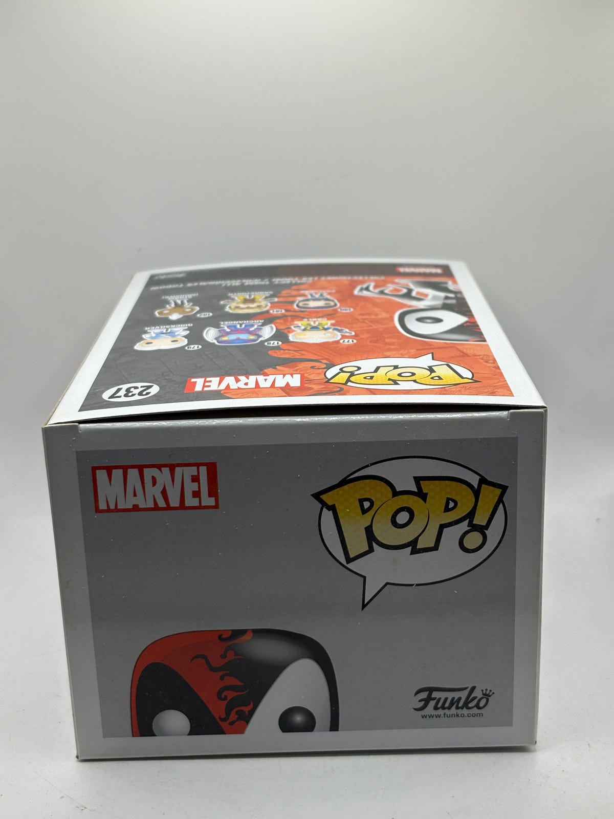 Funko POP! Marvel #237 Deadpool / Venom Vinyl Bobble-Head image 5 image 5