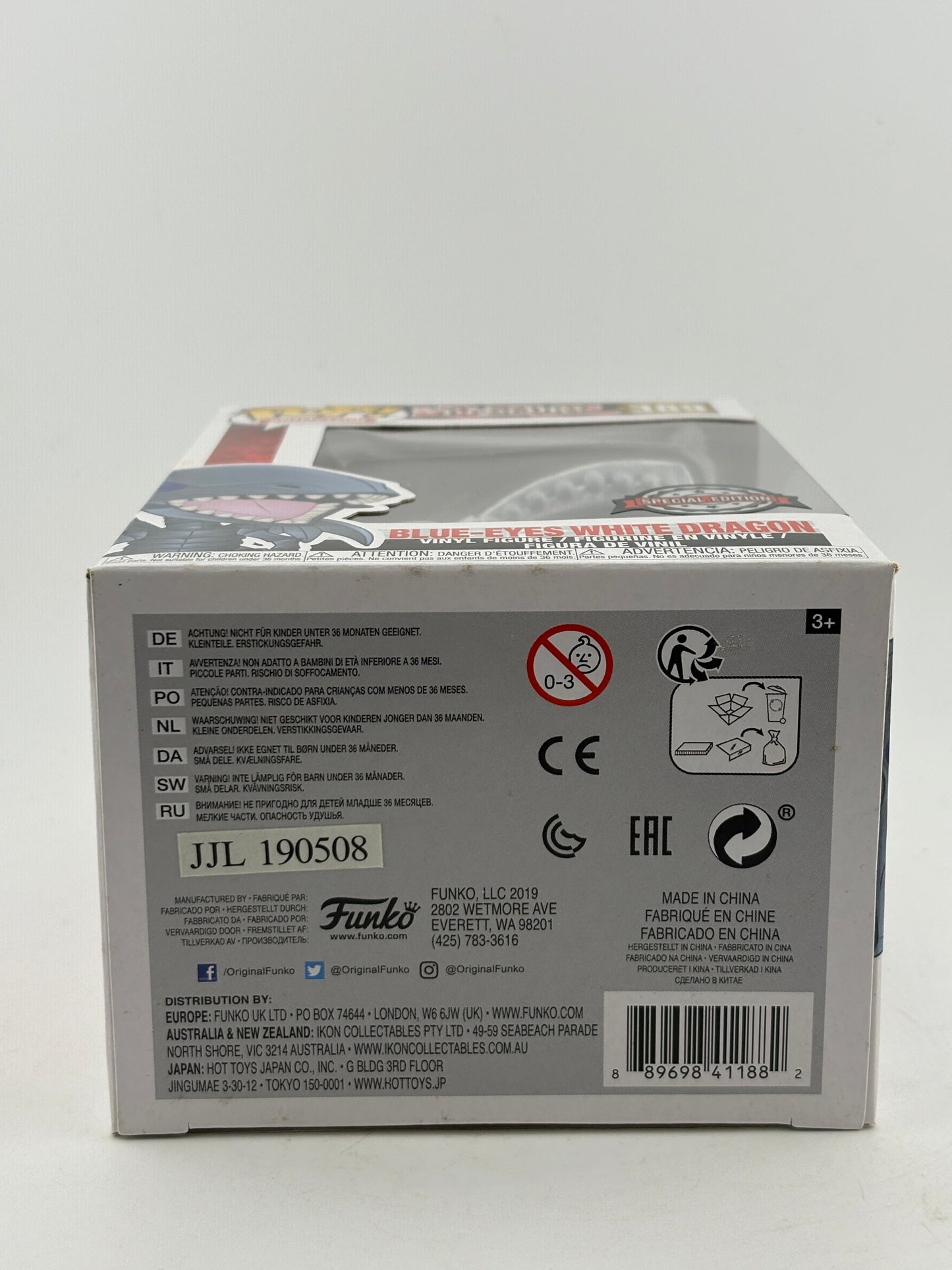 Funko POP! Animation Yu-Gi-Oh! #389 Blue-Eyes White Dragon Special Edition FRENLY BRICKS - Open 7 Days