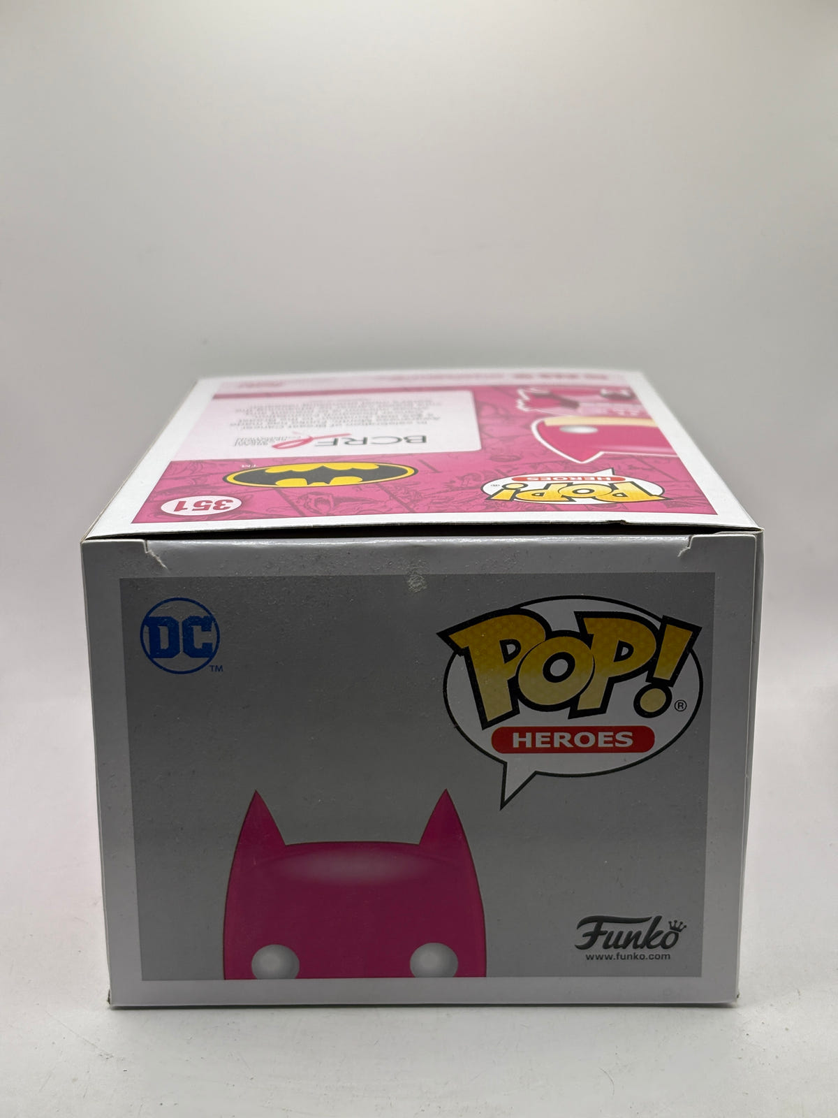 Funko POP! Heroes Batman BCF #351 Batman Vinyl Figure image 11 image 11