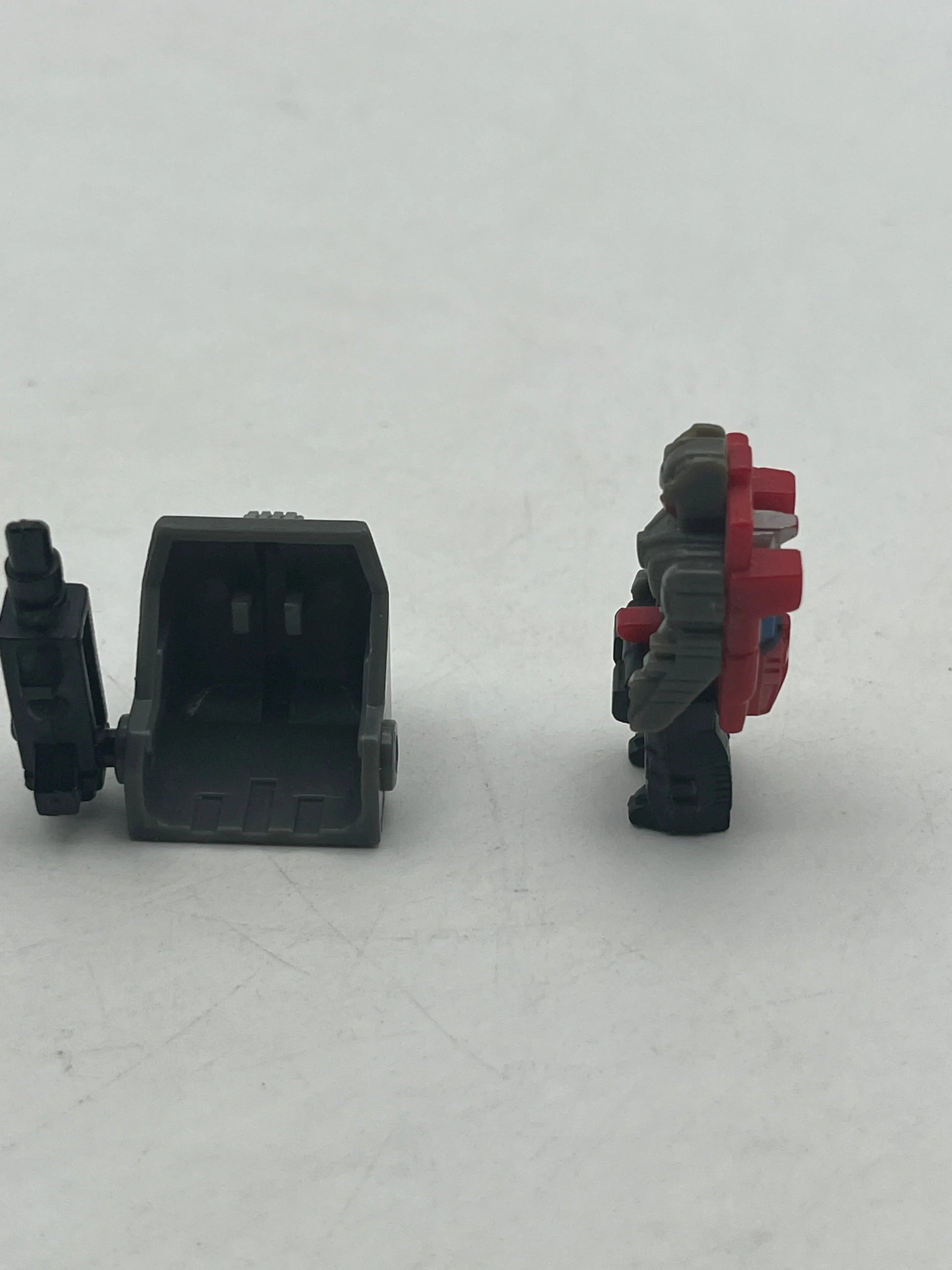 Vintage 1988 Hasbro G1 Transformers Headmaster Hosehead Lug Head Seat Part FRENLY BRICKS - Open 7 Days