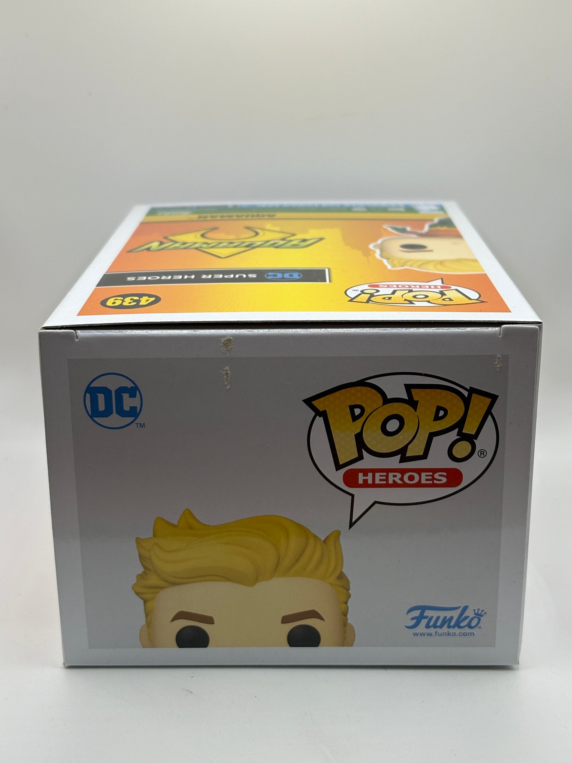 Funko POP! Heroes Aquaman #439 Aquaman 2022 Fall Con FRENLY BRICKS - Open 7 Days