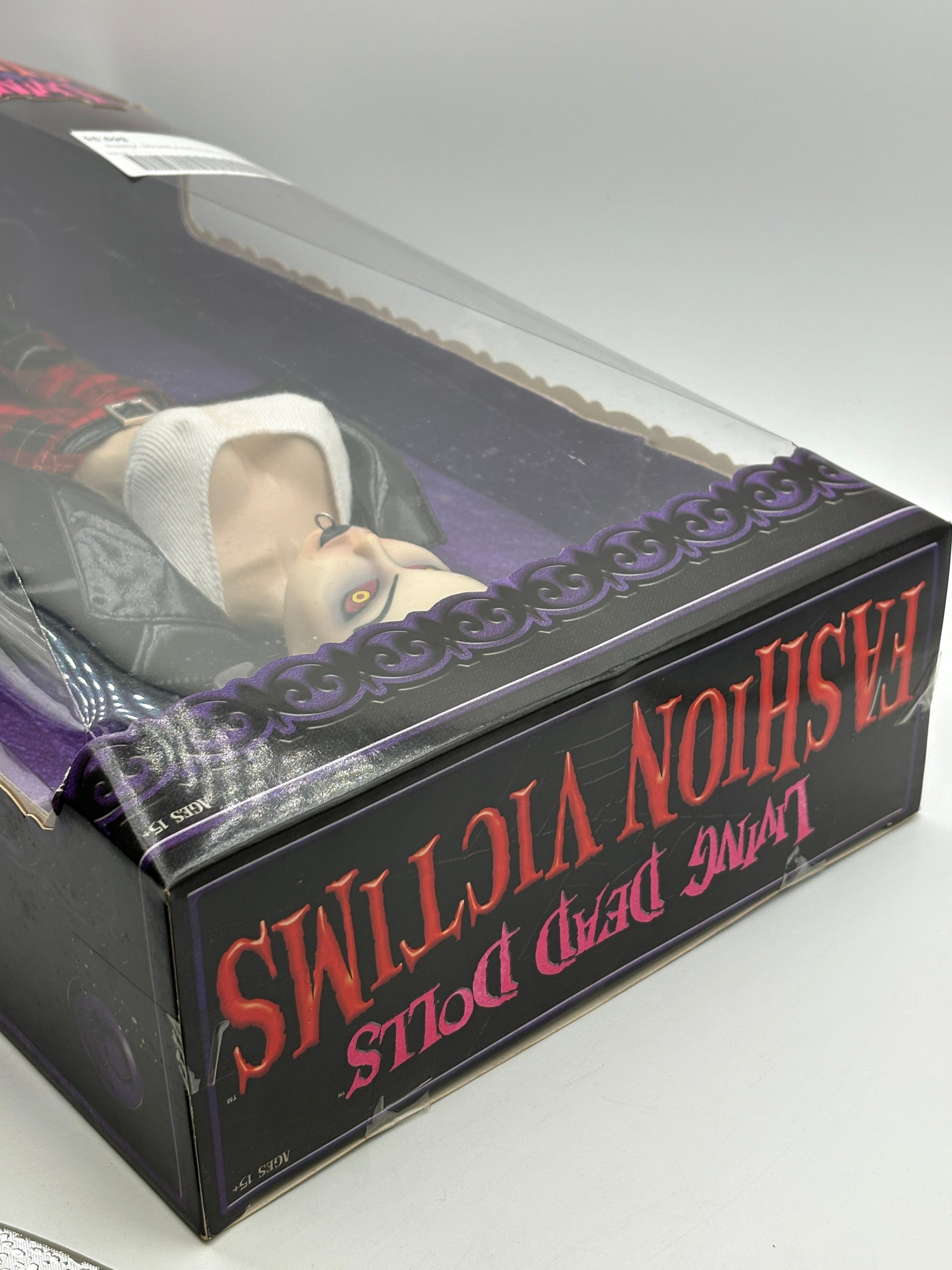 Living Dead Dolls Fashion Victims Action Figure Sheena Mezco SEALED FRENLY BRICKS - Open 7 Days