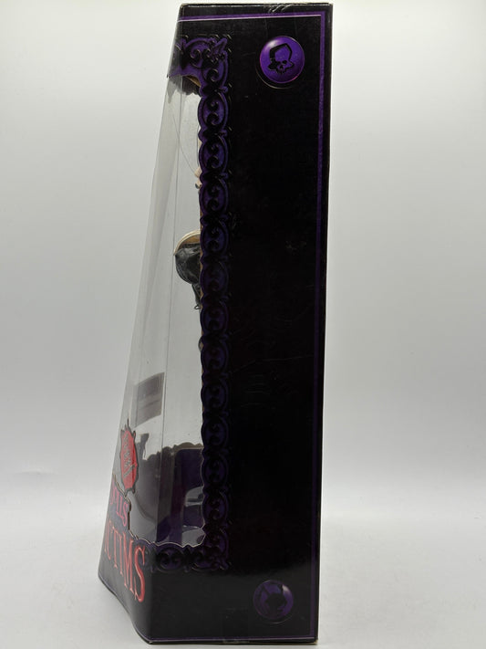 2004 Living Dead Dolls Fashion Victims Sadie Brand New and Sealed FRENLY BRICKS - Open 7 Days