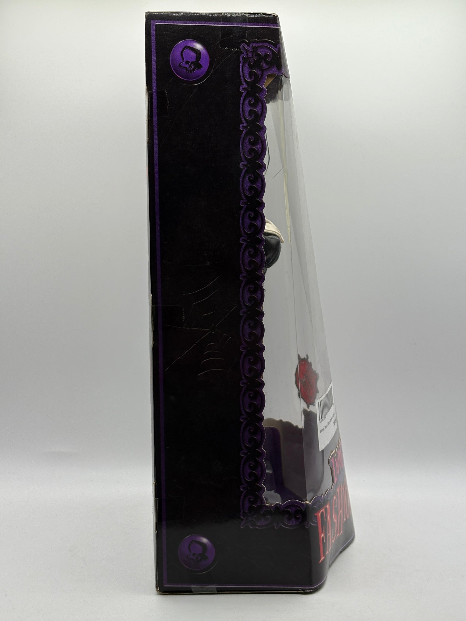 2004 Living Dead Dolls Fashion Victims Sadie Brand New and Sealed FRENLY BRICKS - Open 7 Days