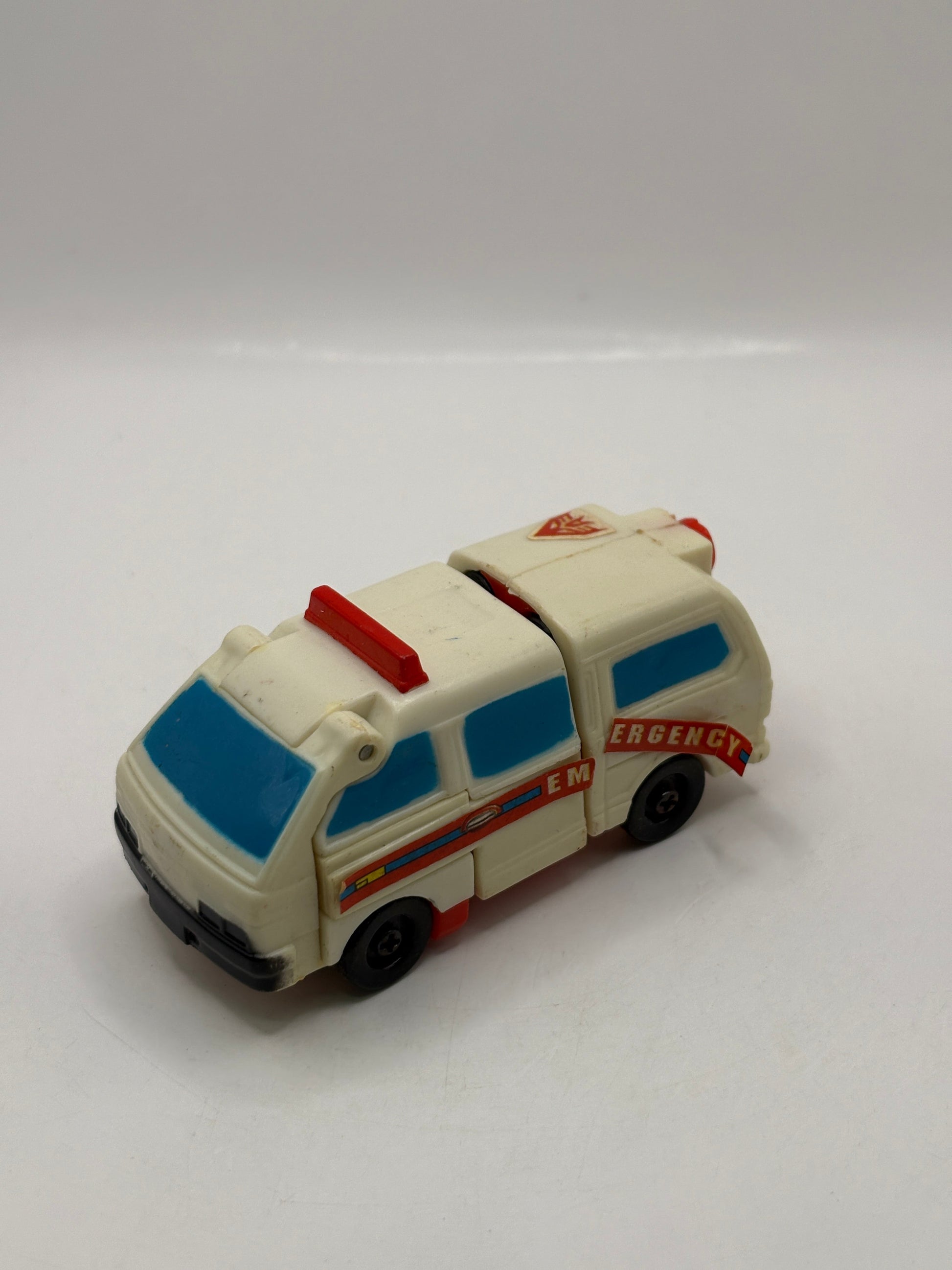 1986 Transformers Generation 1 G1 Protectobot First Aid Loose Figure FRENLY BRICKS - Open 7 Days