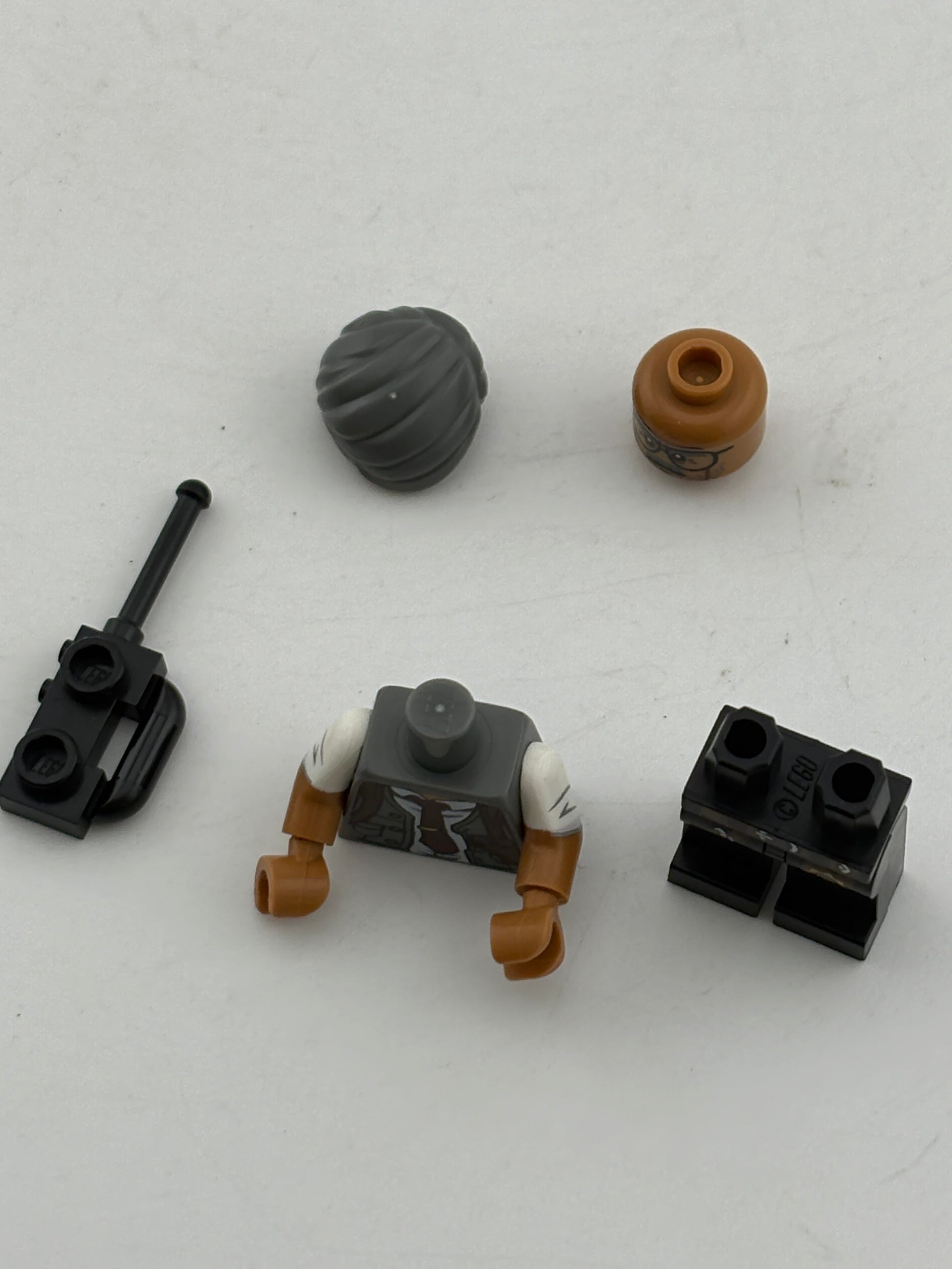 LEGO Batman Movie Series 1 Commissioner Gordon Minifigure 71017 Loose FRENLY BRICKS - Open 7 Days image 3
