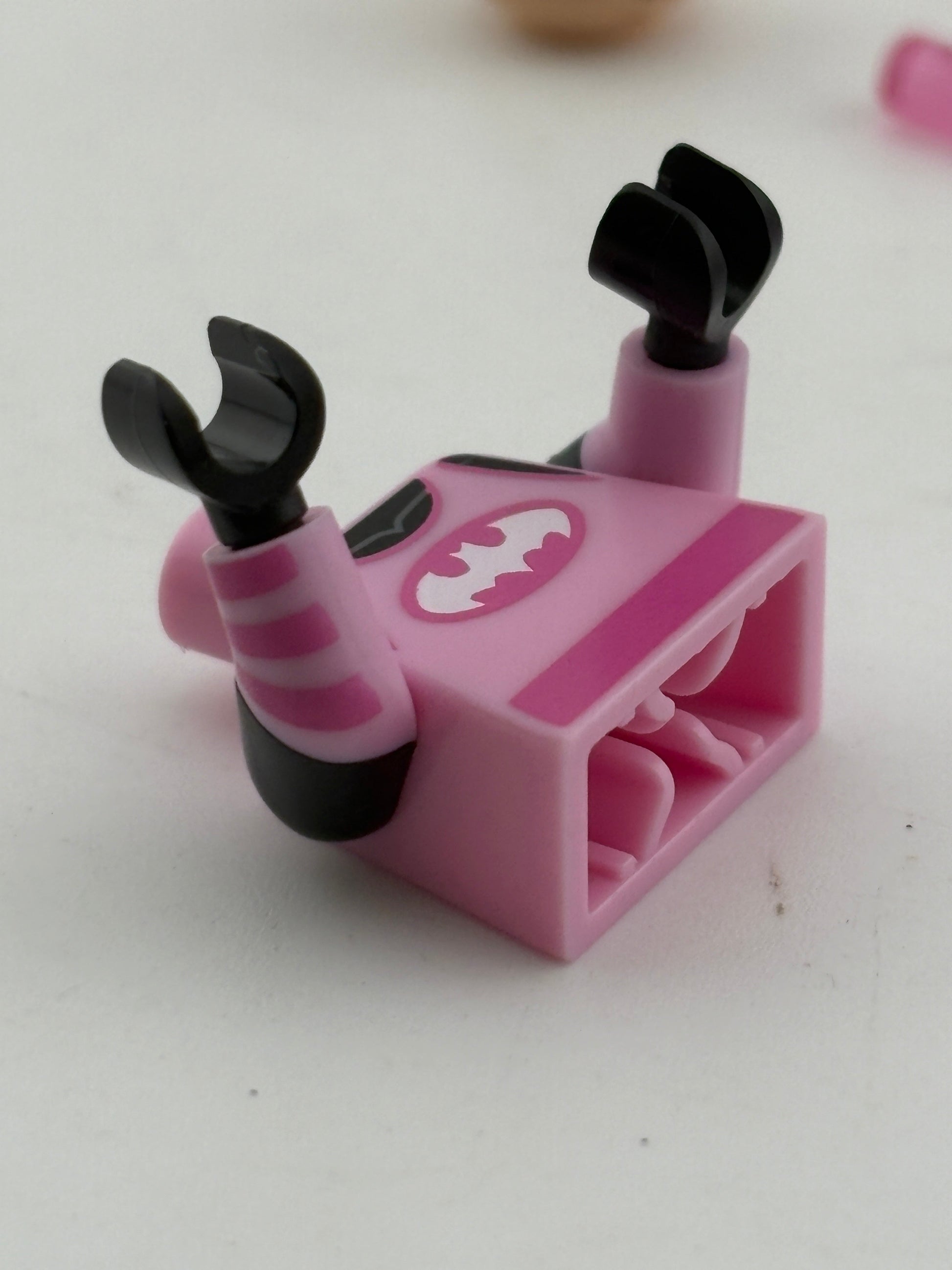 LEGO Batman Pink Fairy Minifigure  CMF 71017 Loose FRENLY BRICKS - Open 7 Days