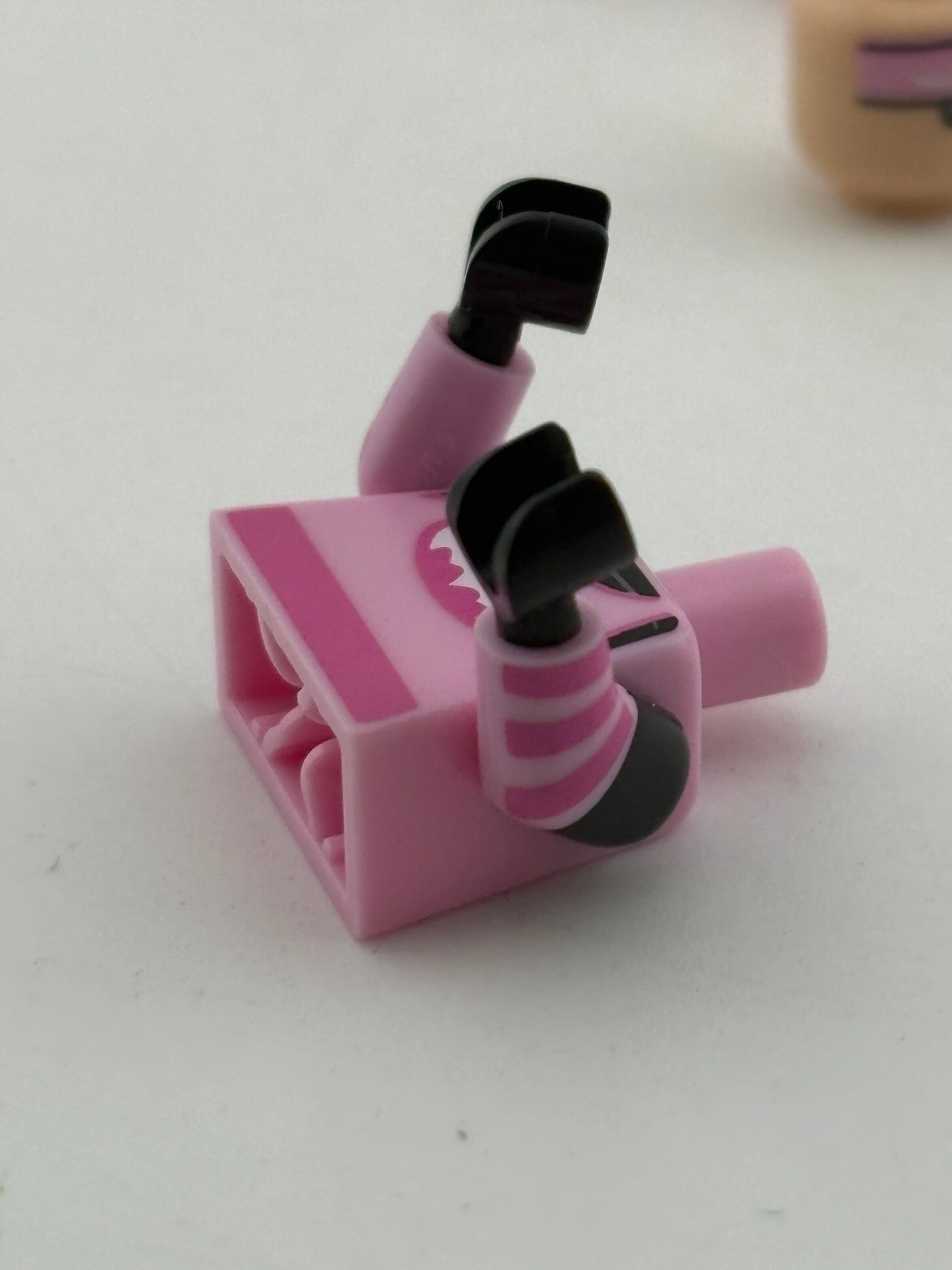 LEGO Batman Pink Fairy Minifigure  CMF 71017 Loose FRENLY BRICKS - Open 7 Days