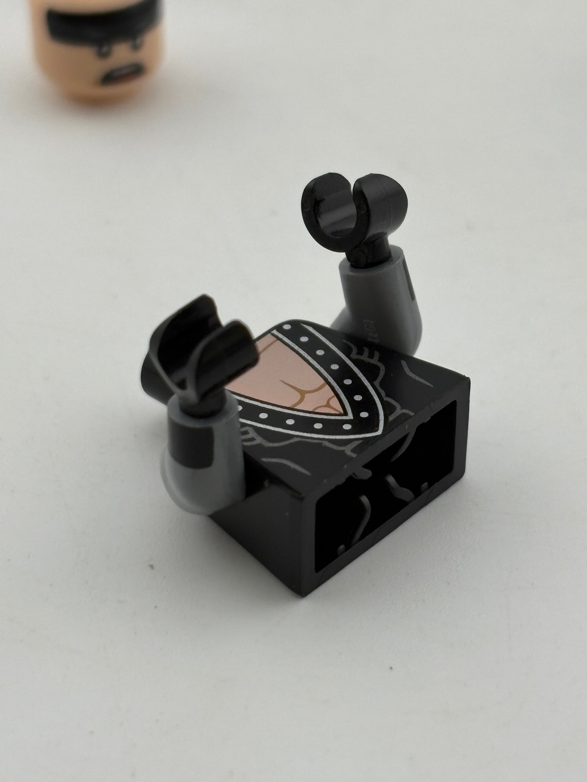 Lego 71017 Batman Movie Glam Rock Batman Minifigure Series 1 *Loose No Guitar* FRENLY BRICKS - Open 7 Days