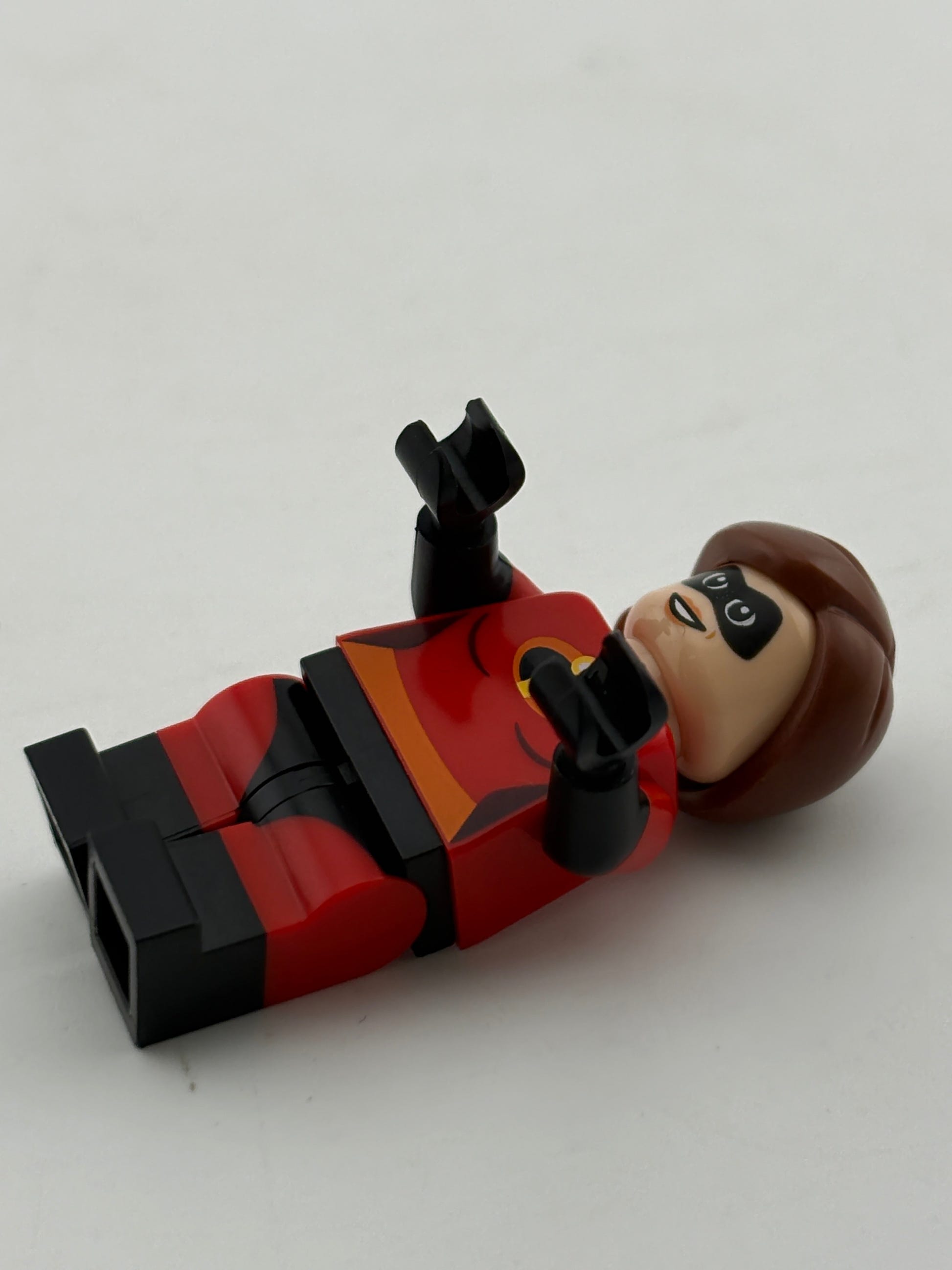 LEGO Incredibles Mrs. Incredible Elastigirl Minifigure 10760 incr006 FRENLY BRICKS - Open 7 Days image 5