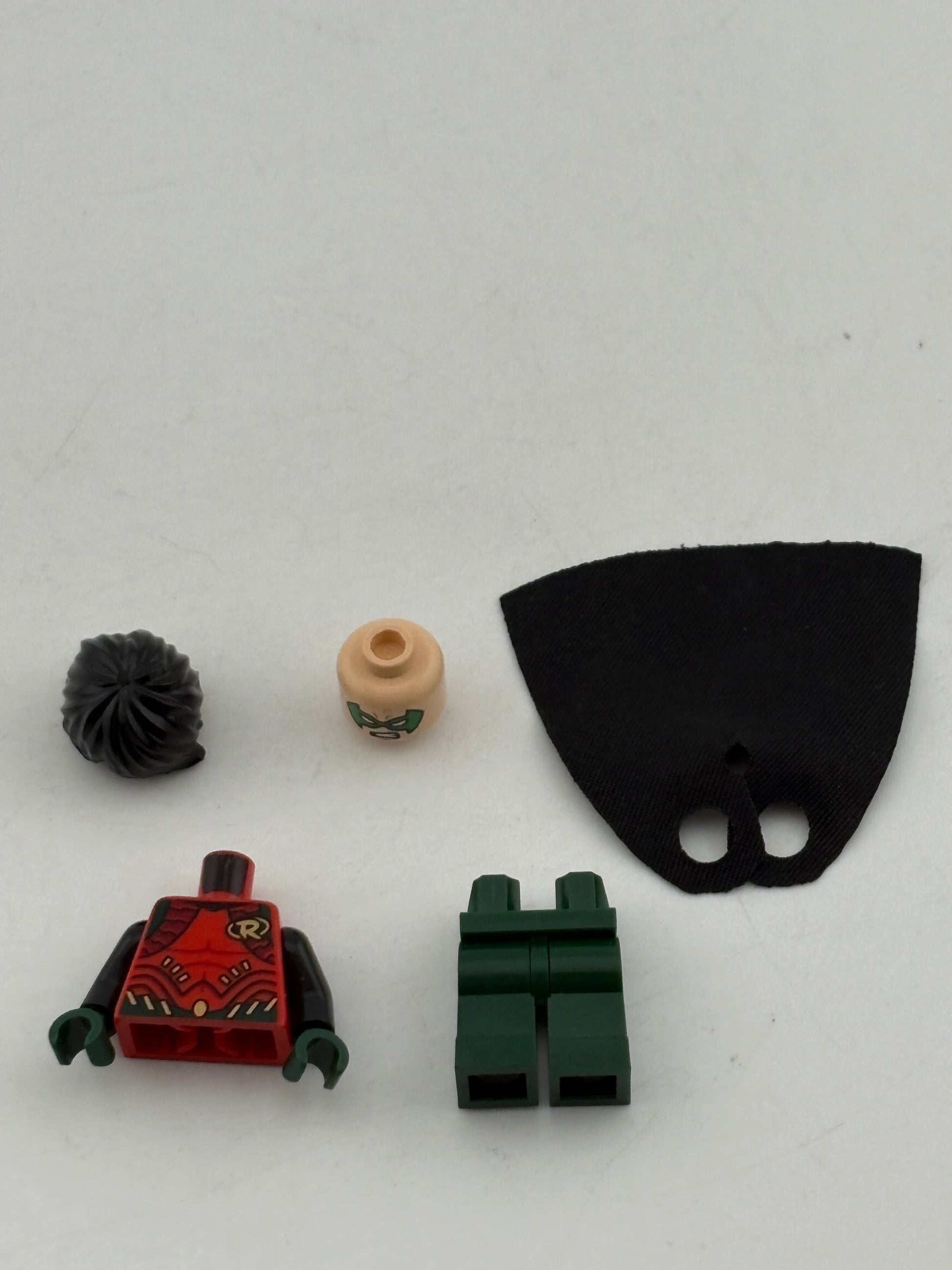 LEGO Robin Dark Green Legs Minifigure Super Heroes The Batboat Harbor 76034 FRENLY BRICKS - Open 7 Days