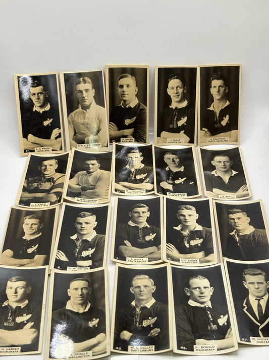 1928 W.D & H.O.Wills Cigarette Cards New Zealand Football Card Set FRENLY BRICKS - Open 7 Days