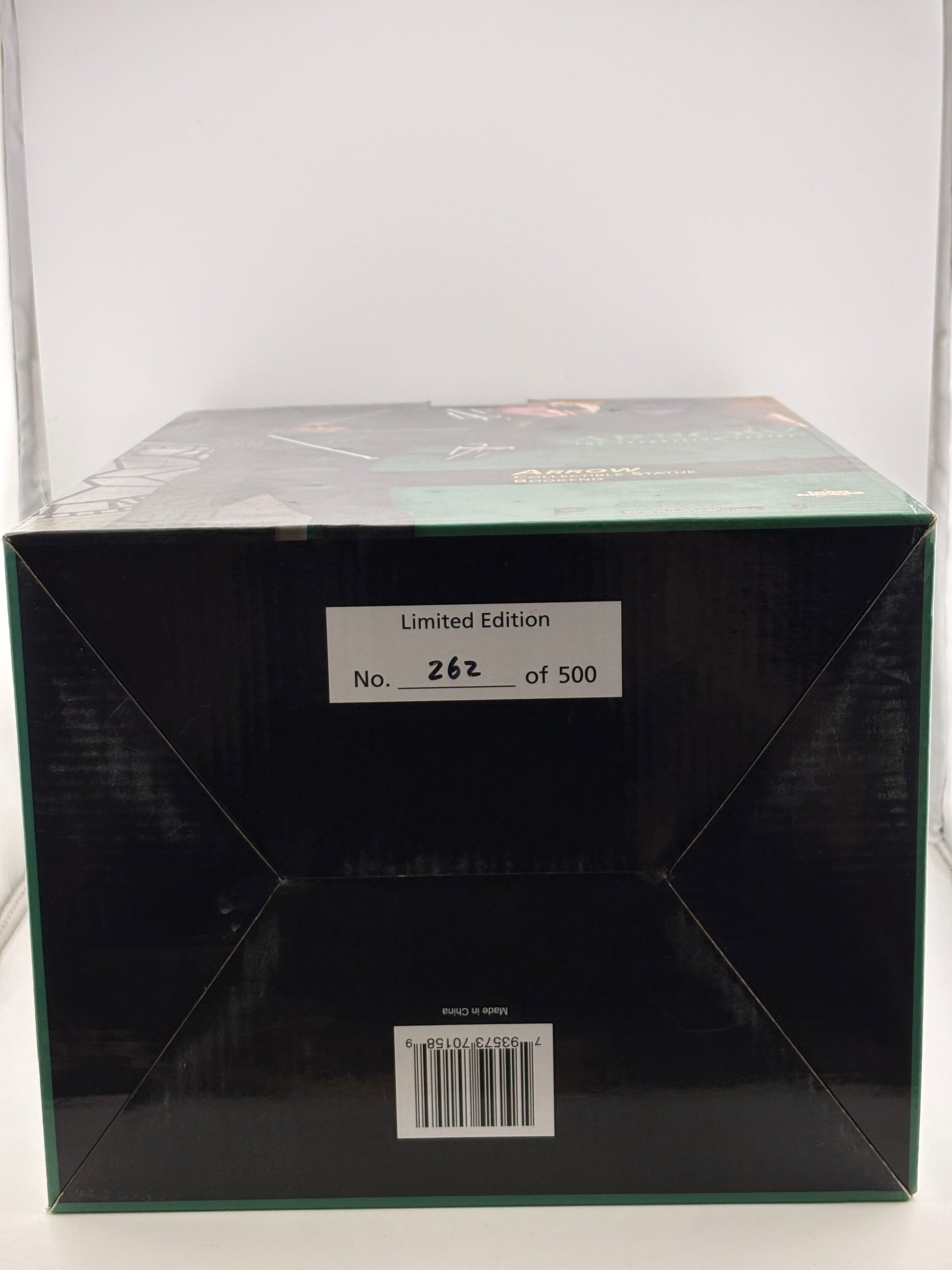 Icon Heroes: Arrow TV Series Season 1 Statue Exclusive Limited Edition Bookend FRENLY BRICKS - Open 7 Days