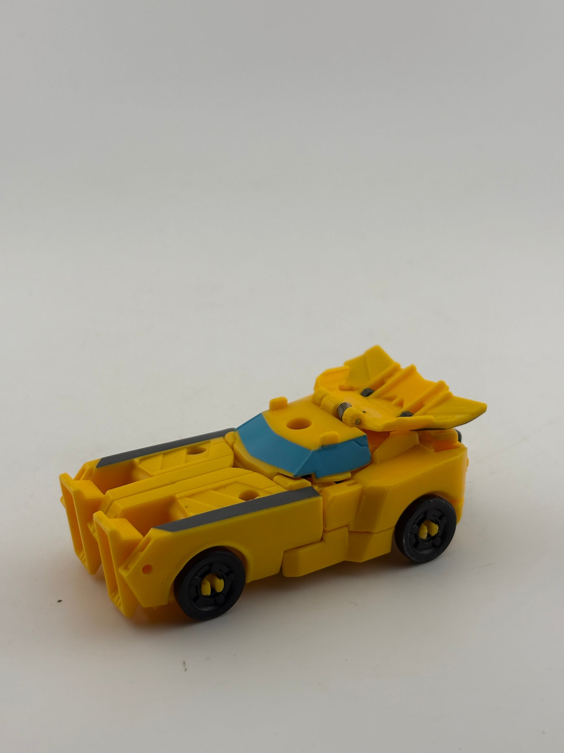 Transformers: Robots in Disguise: Buzzworthy Bumblebee Crash & Combine Loose FRENLY BRICKS - Open 7 Days