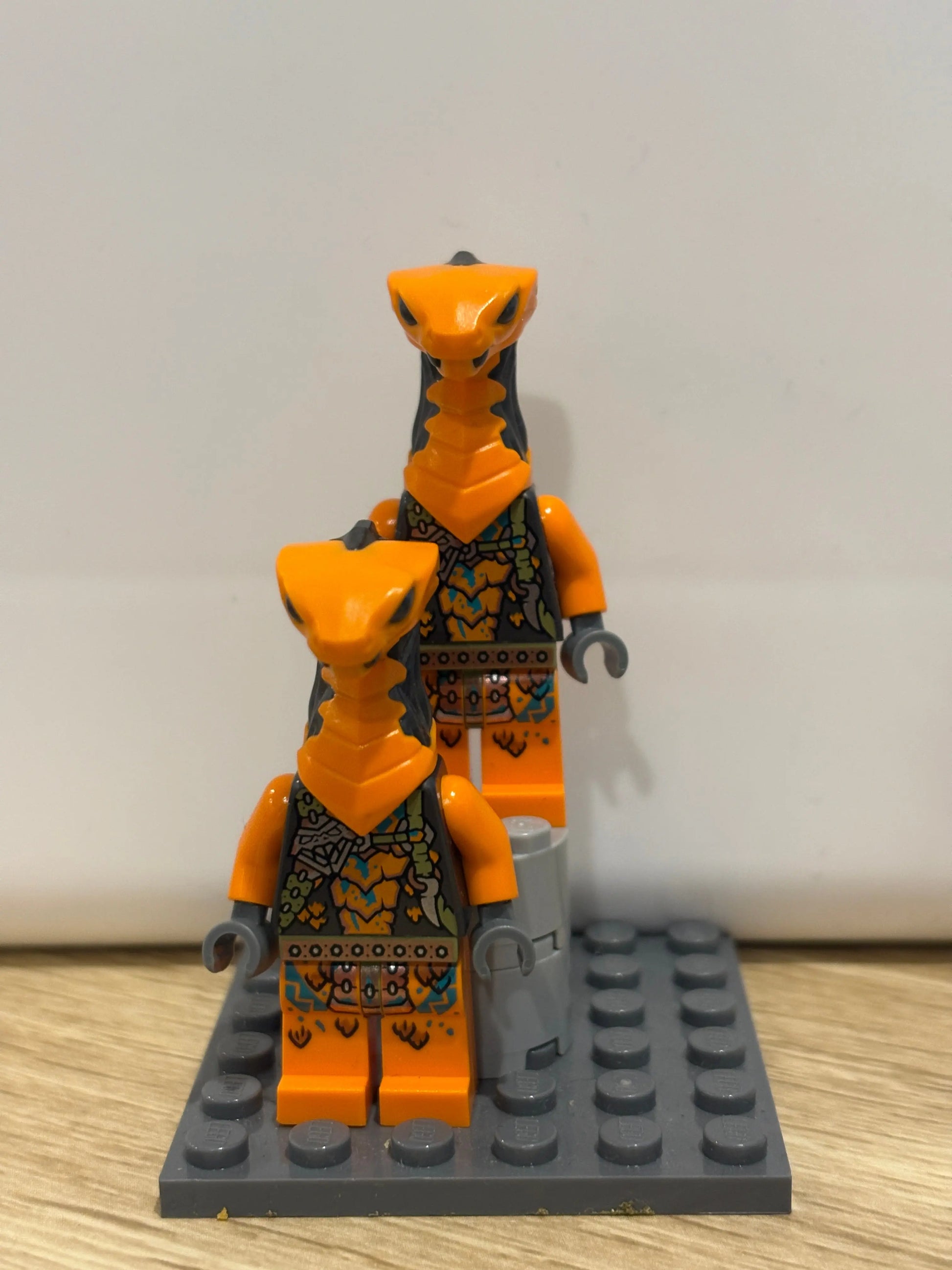 LEGO NINJAGO Core njo717 Cobra Mechanic Sneaky Snake Minifigure x 2 FRENLY BRICKS - Open 7 Days