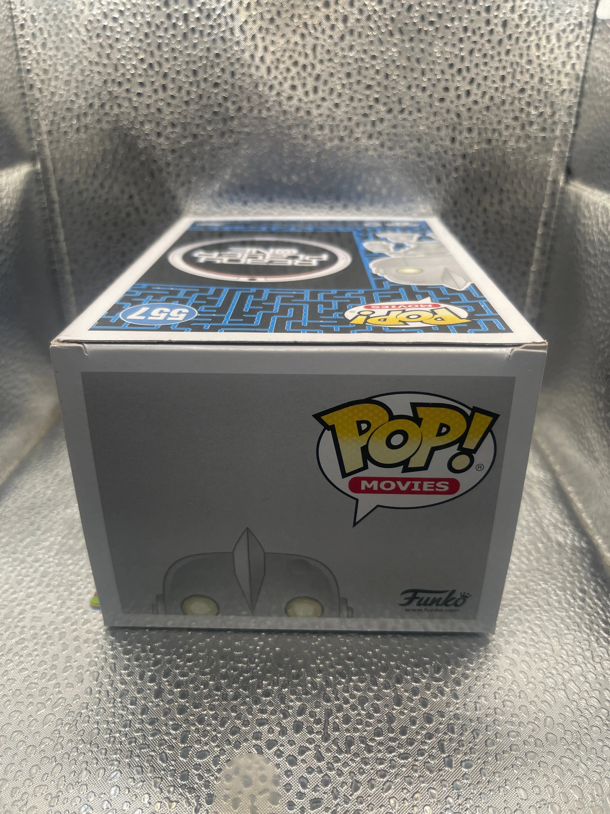 Funko Pop! Vinyl: The Iron Giant - The Iron Giant #557 Ready Player One FRENLY BRICKS - Open 7 Days