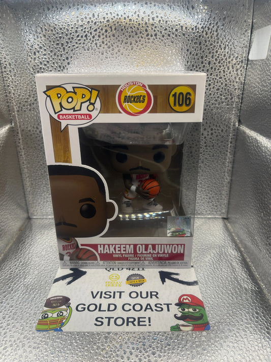 Funko Pop! Vinyl: Hakeem Olajuwon #106 NBA Houston Rockets Hardwood Classics FRENLY BRICKS - Open 7 Days