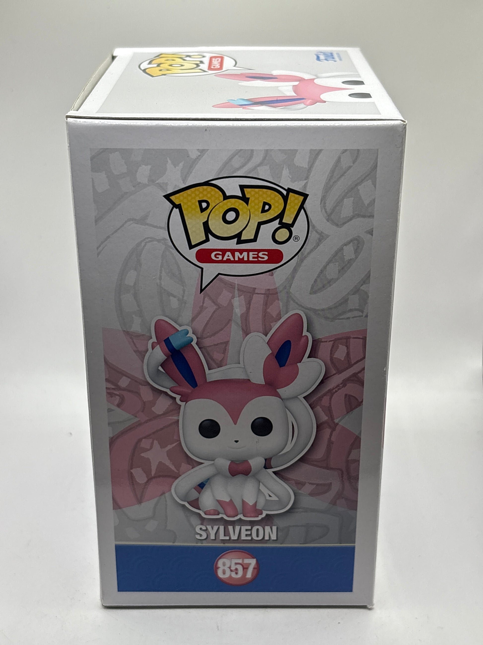 Funko POP! Games Pokemon #857 Sylveon Vinyl Figure FRENLY BRICKS - Open 7 Days