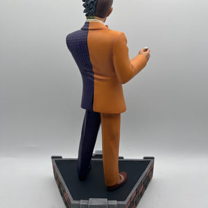 Batman - Two Face Classic Maquette 14