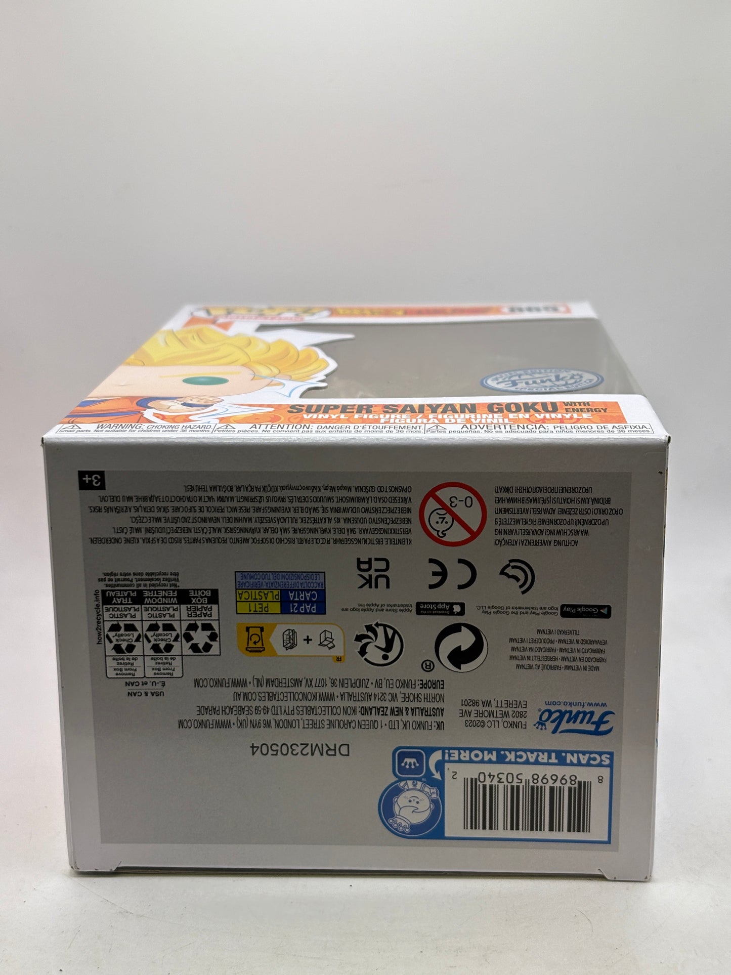 Funko POP! Animation Dragon Ball Z #865 Super Saiyan Goku with Energy SE