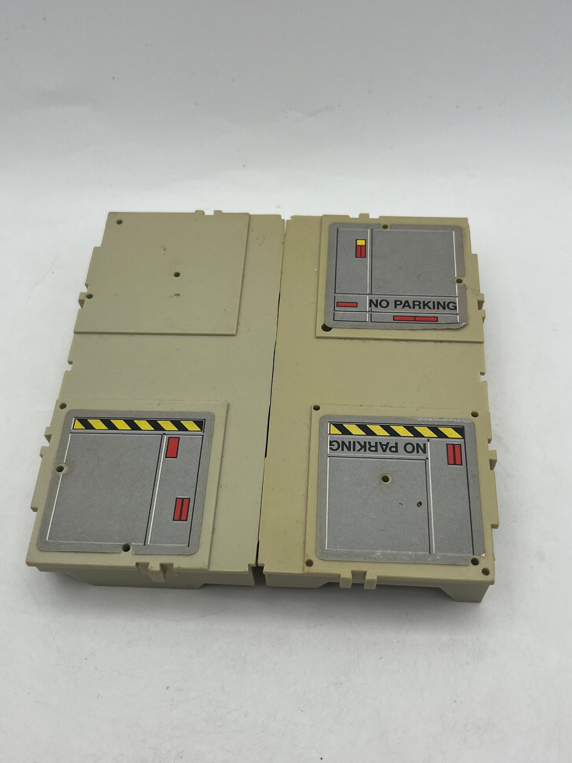 Vintage 1987 Galoob Micro Machines Travel City Battle Block Playset Case Only FRENLY BRICKS - Open 7 Days