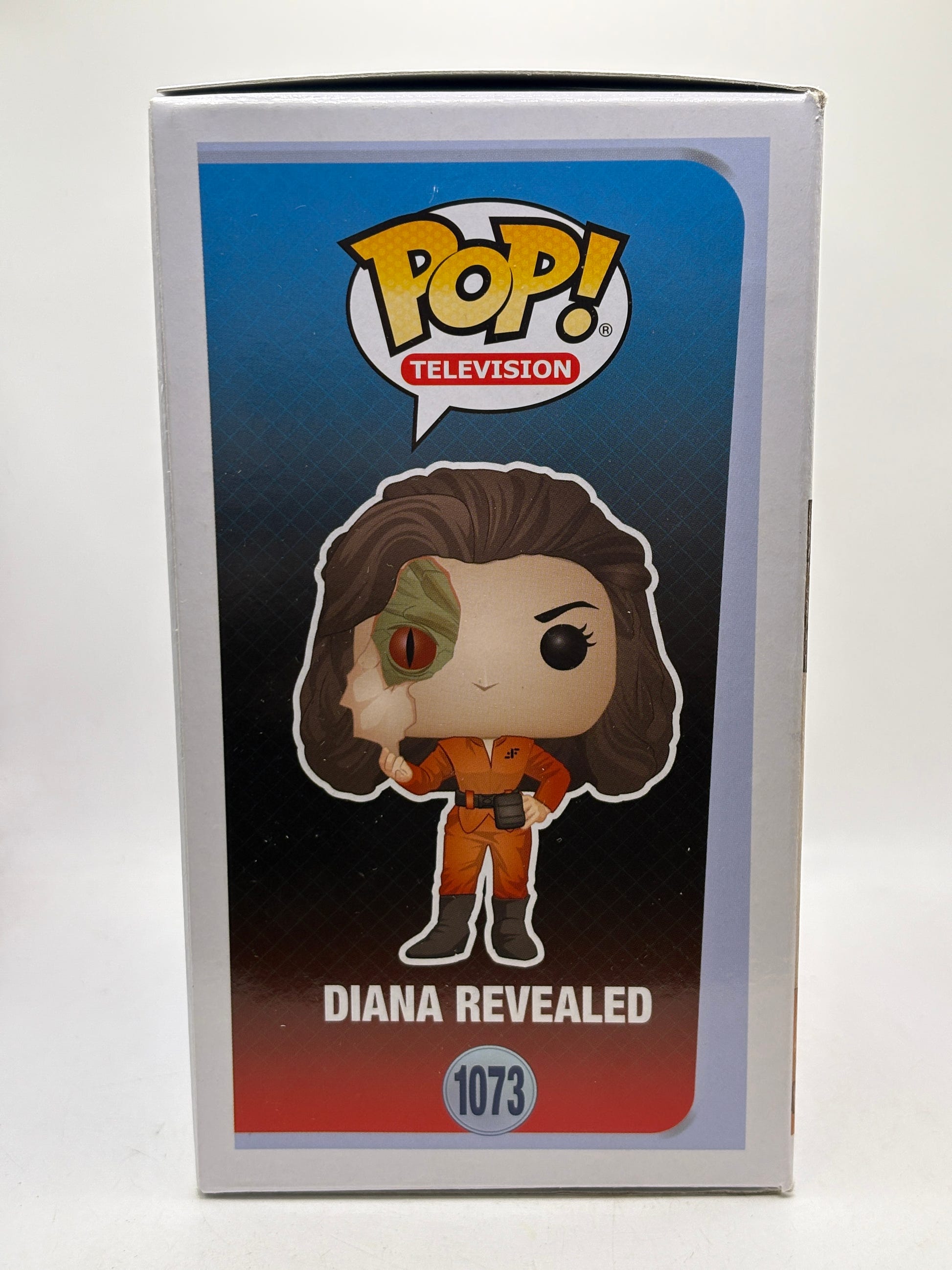 Funko POP! Television V #1073 Diana Revealed 2021 Spring Exclusive - photo 4 image 4
