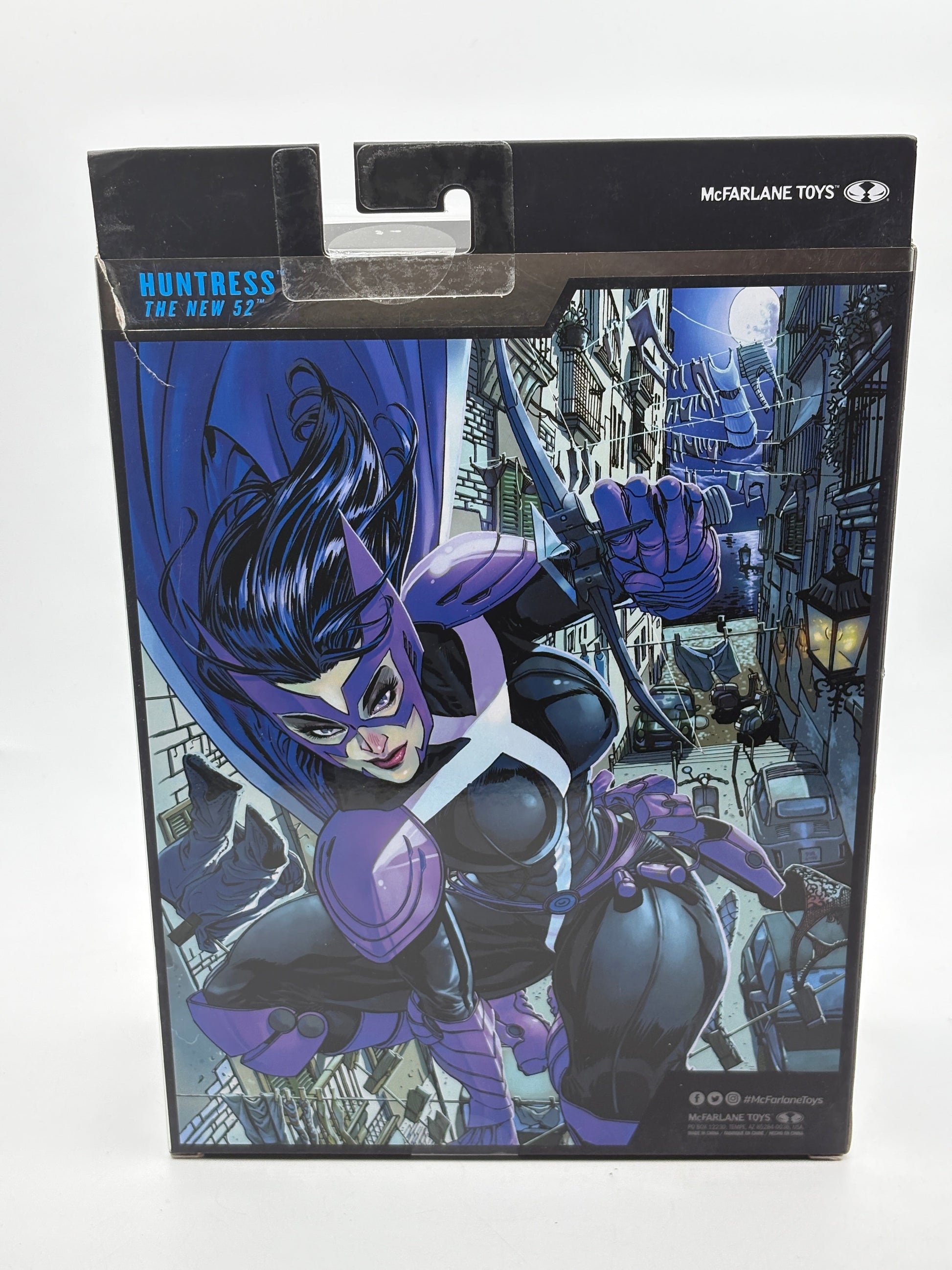 McFarlane Toys DC Multiverse- Huntress McFarlane Collector Edition Platinum FRENLY BRICKS - Open 7 Days