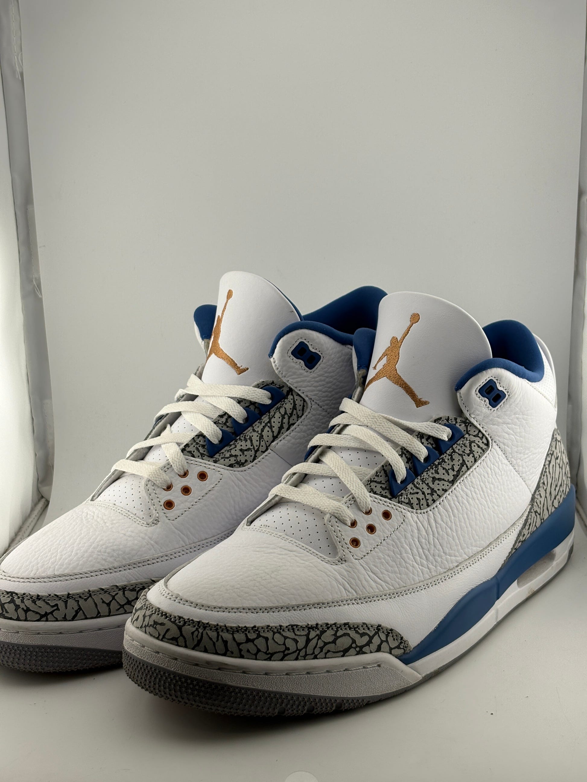 Air Jordan 3 Retro Washington Wizards - CT8532 148 SIZE US 15 USED FRENLY BRICKS - Open 7 Days image 3