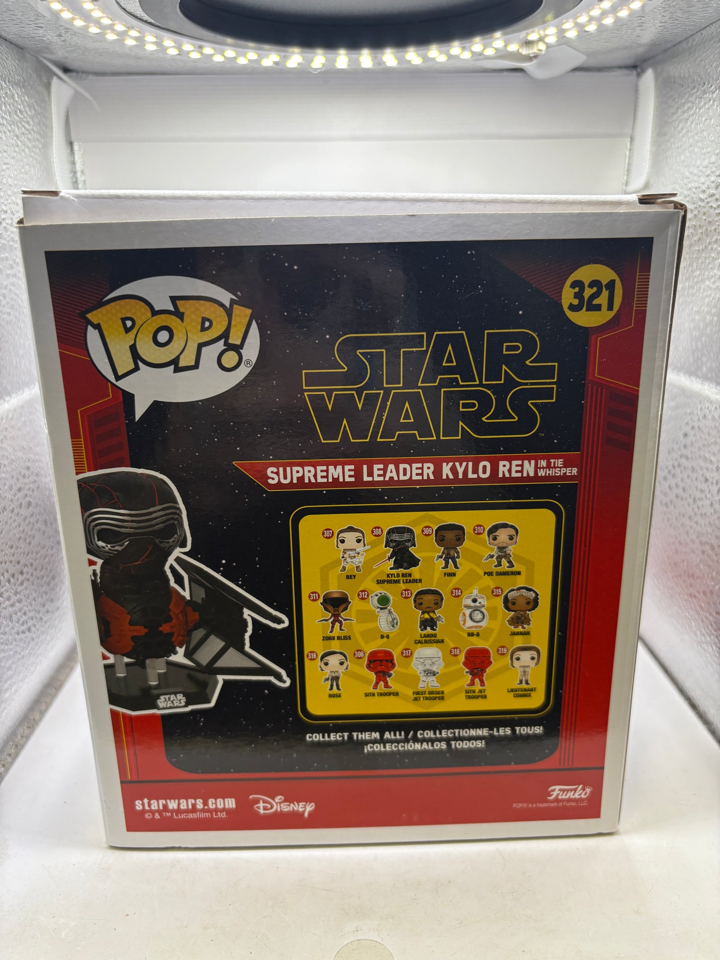 Funko POP! Star Wars #321 Supreme Leader Kylo Ren in the Whisper