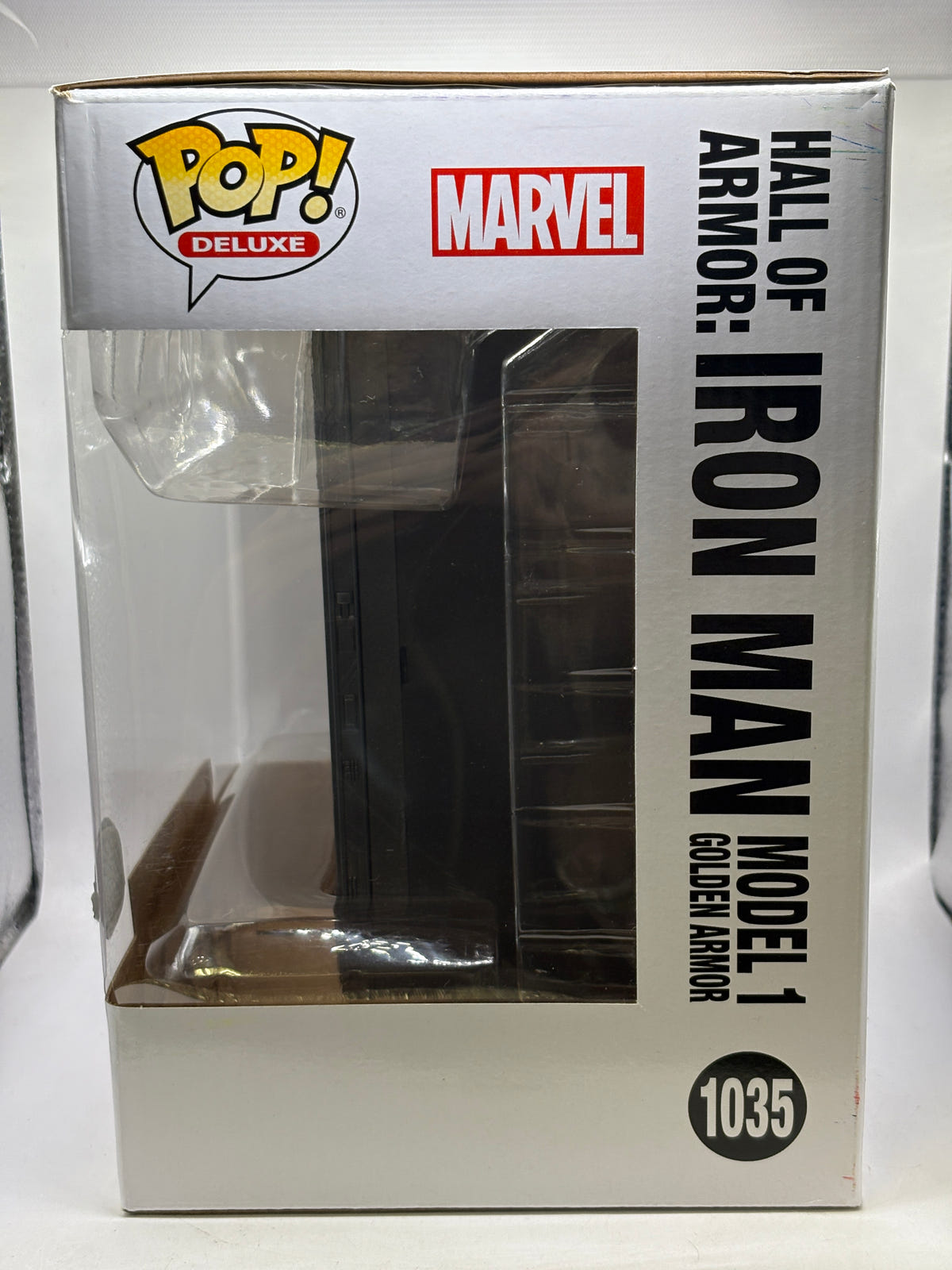 Funko POP! Deluxe Hall of Armor : Iron Man Model 1 Golden Armor #1035 SE - photo 2 image 2