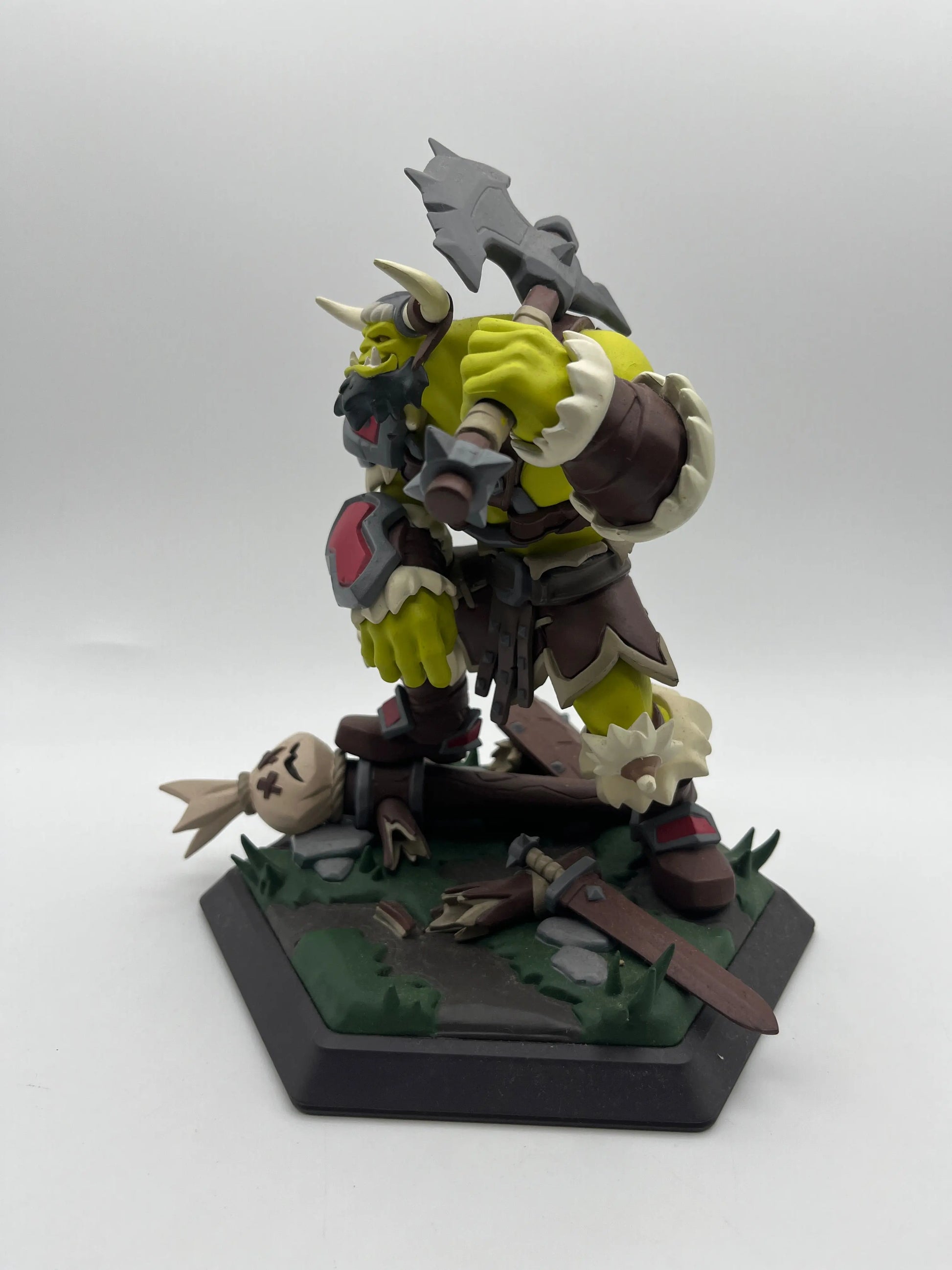 Warcraft Legends: Orc Grunt Statue BlizzCon 2019 Commemorative W25 Blizzard FRENLY BRICKS - Open 7 Days