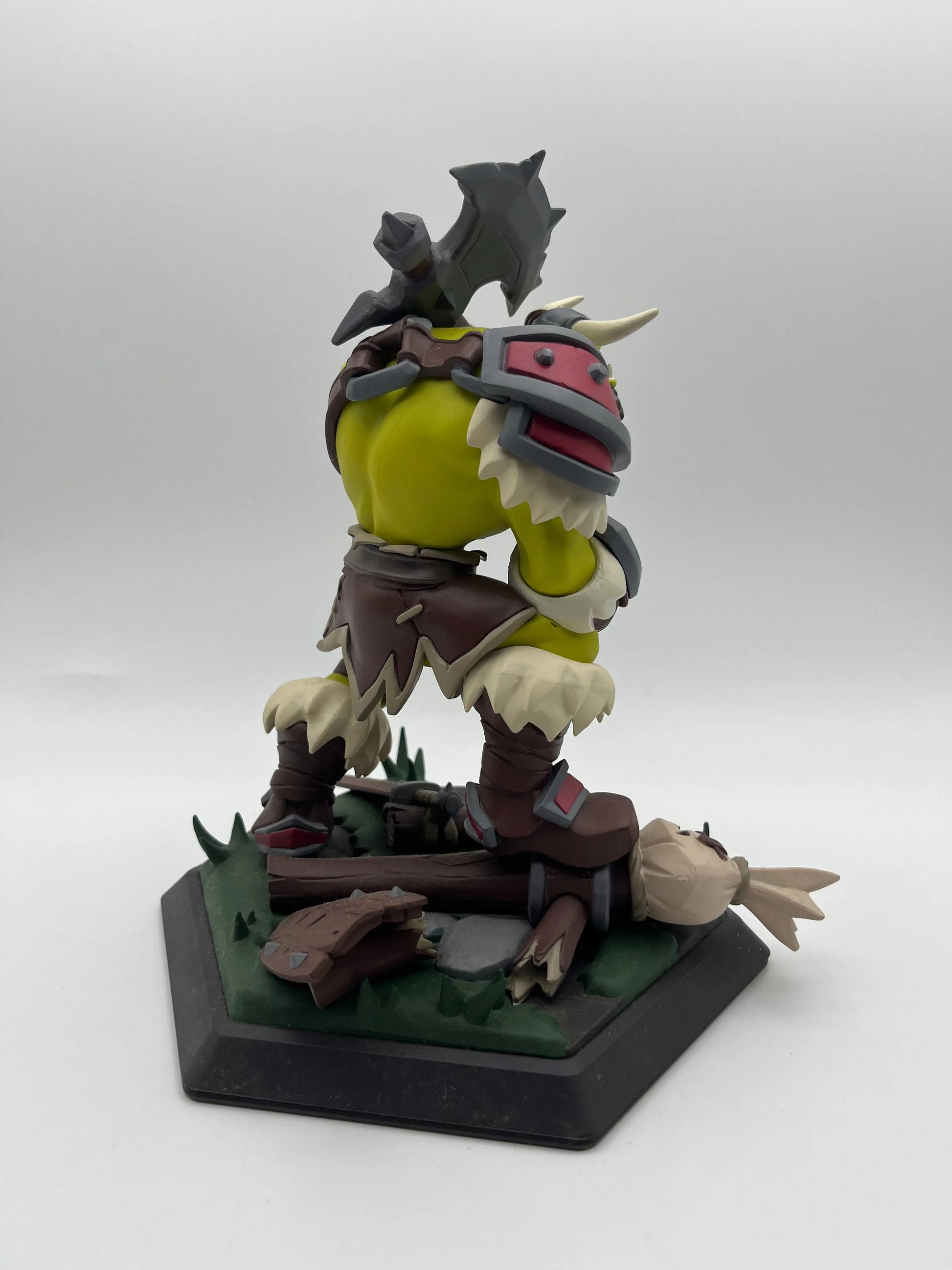 Warcraft Legends: Orc Grunt Statue BlizzCon 2019 Commemorative W25 Blizzard FRENLY BRICKS - Open 7 Days