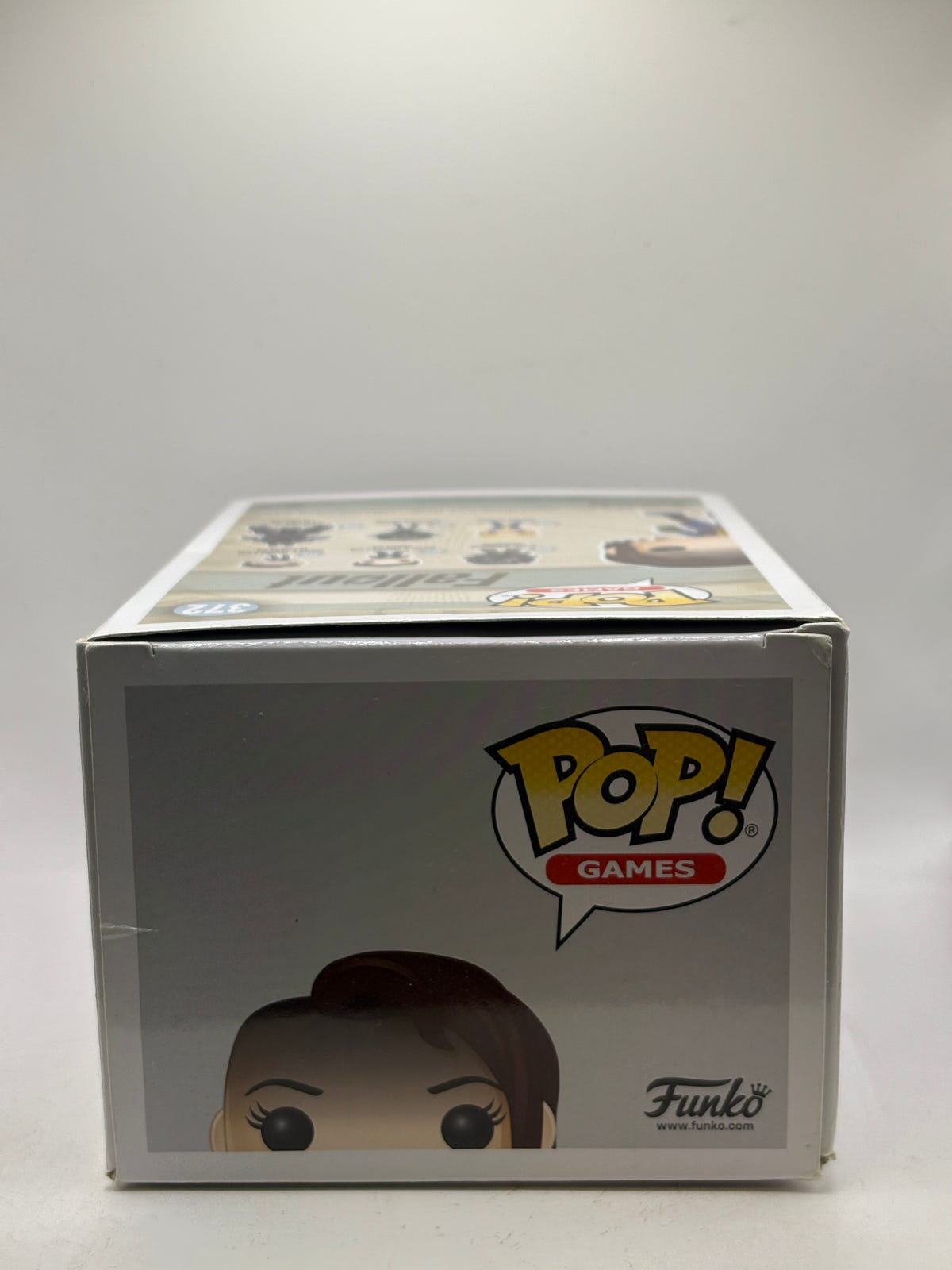 Funko POP! Games Fallout #372 Vault Dweller (Female) Vinyl Figure image 5