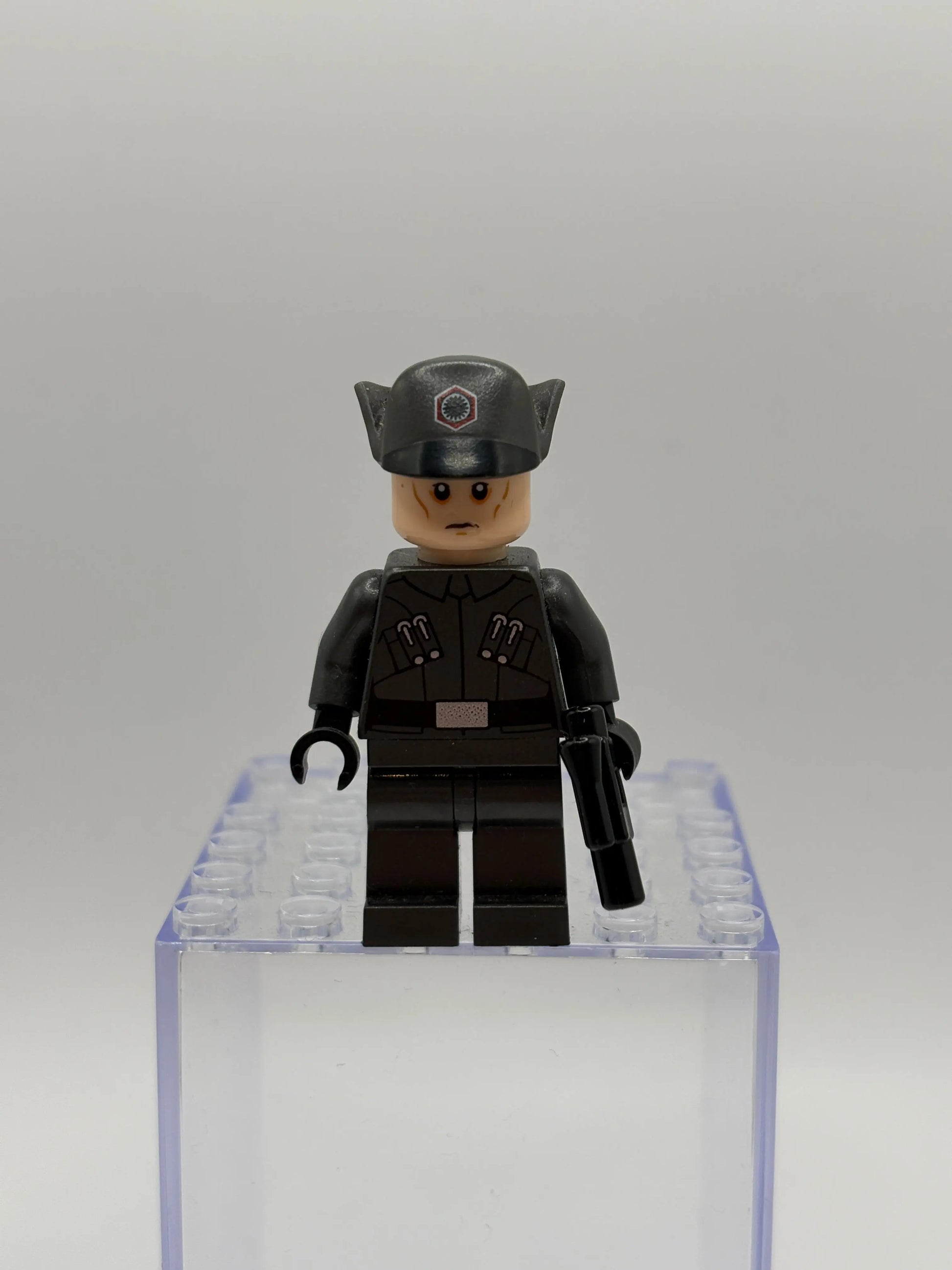 Lego Star Wars Minifigure Imperial Officer Lot x 7 SW FRENLY BRICKS - Open 7 Days