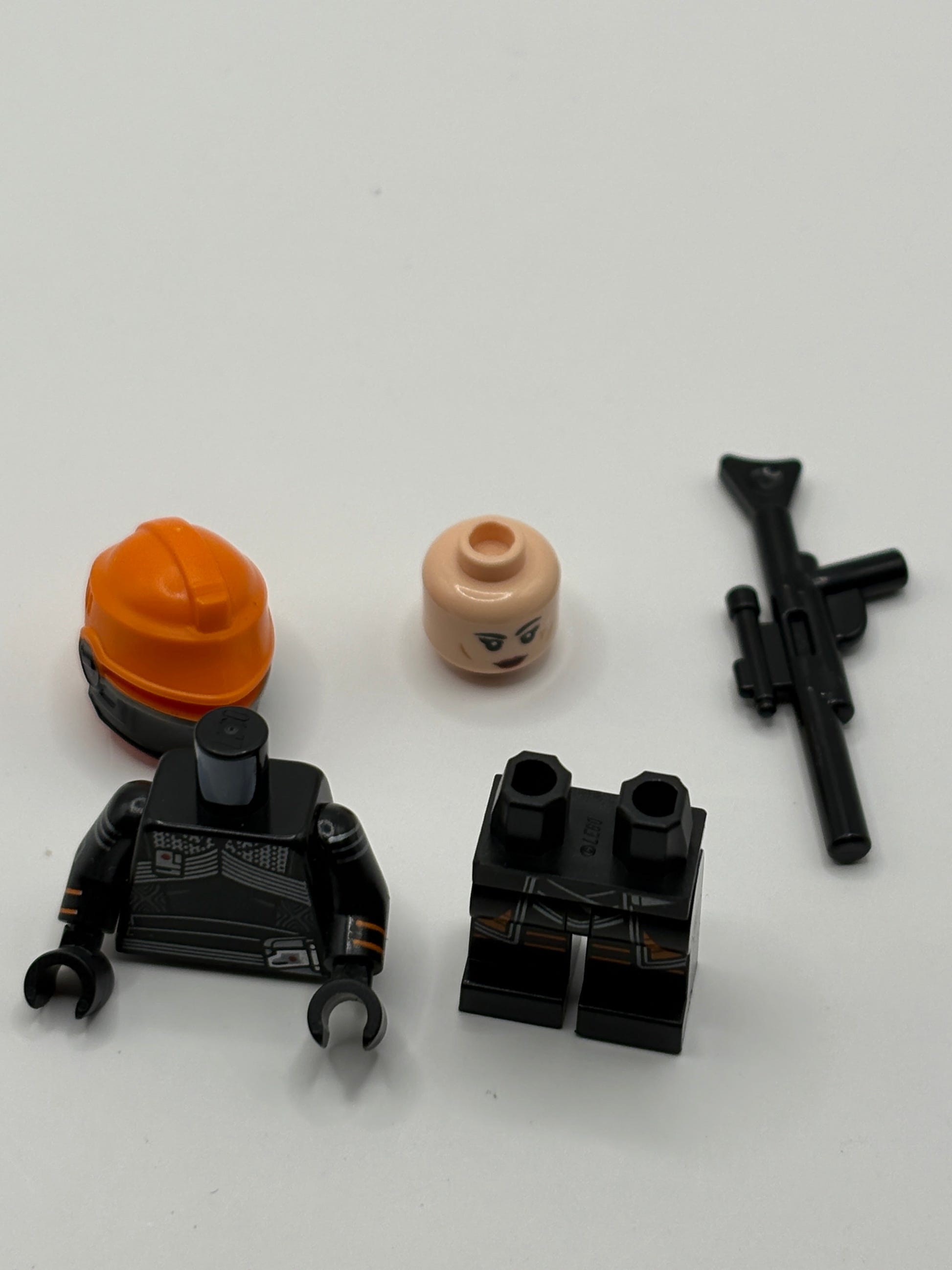 LEGO Star Wars Fennec Shand Minifigure Sw1159 W/ Imperial Officer Hat FRENLY BRICKS - Open 7 Days image 3