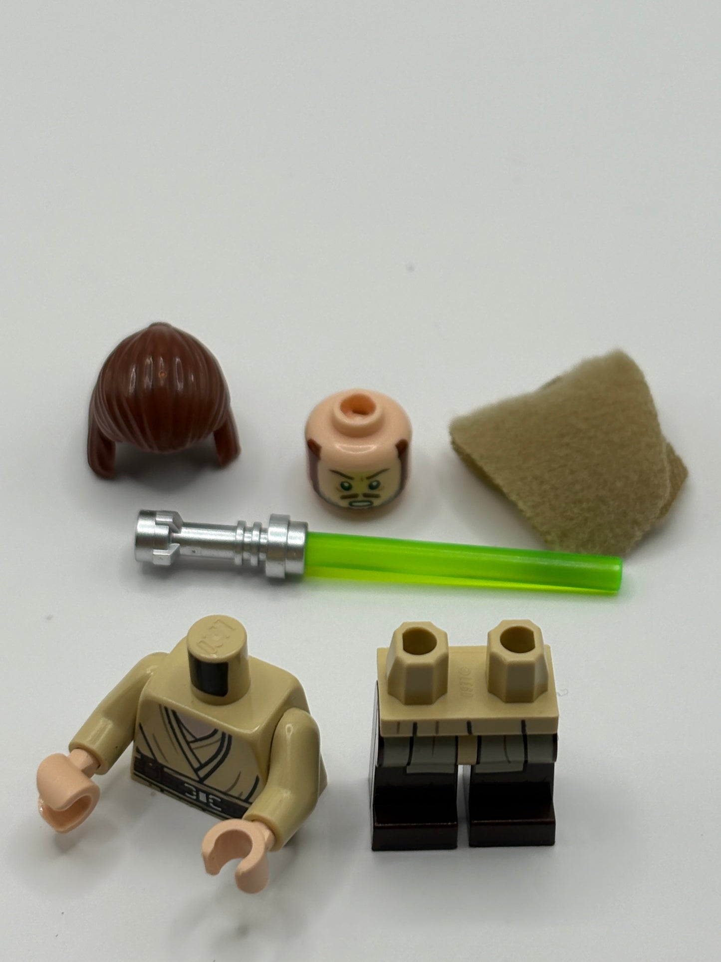 Lego Star Wars Qui-Gon Jinn Minifigure sw1334a Reddish Brown Variant From 75383 FRENLY BRICKS - Open 7 Days