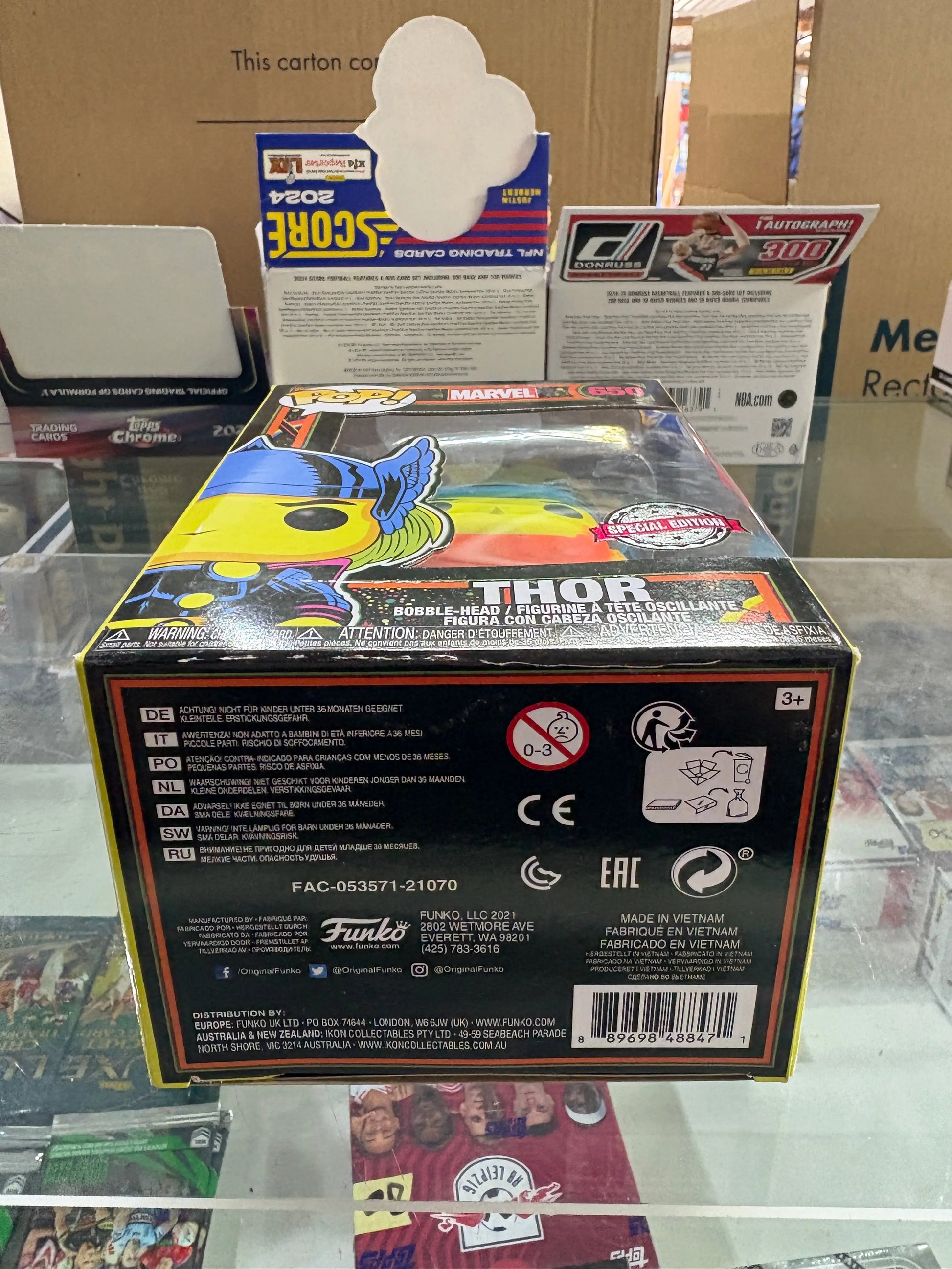 Funko Pop! Marvel #650 Thor Blacklight Special Edition FRENLY BRICKS - Open 7 Days