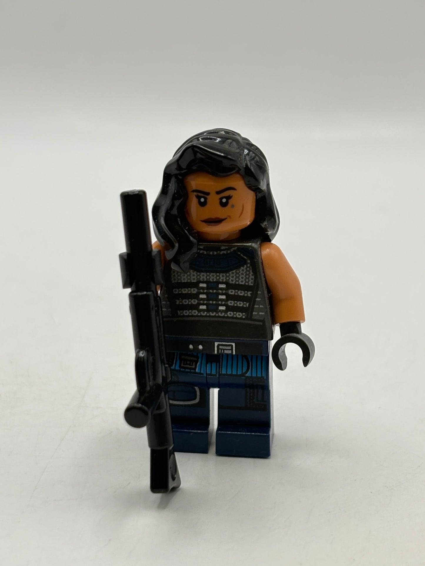 LEGO Star Wars The Mandalorian 75254 sw1058 Carasynthia 'Cara' Dune Minifig
