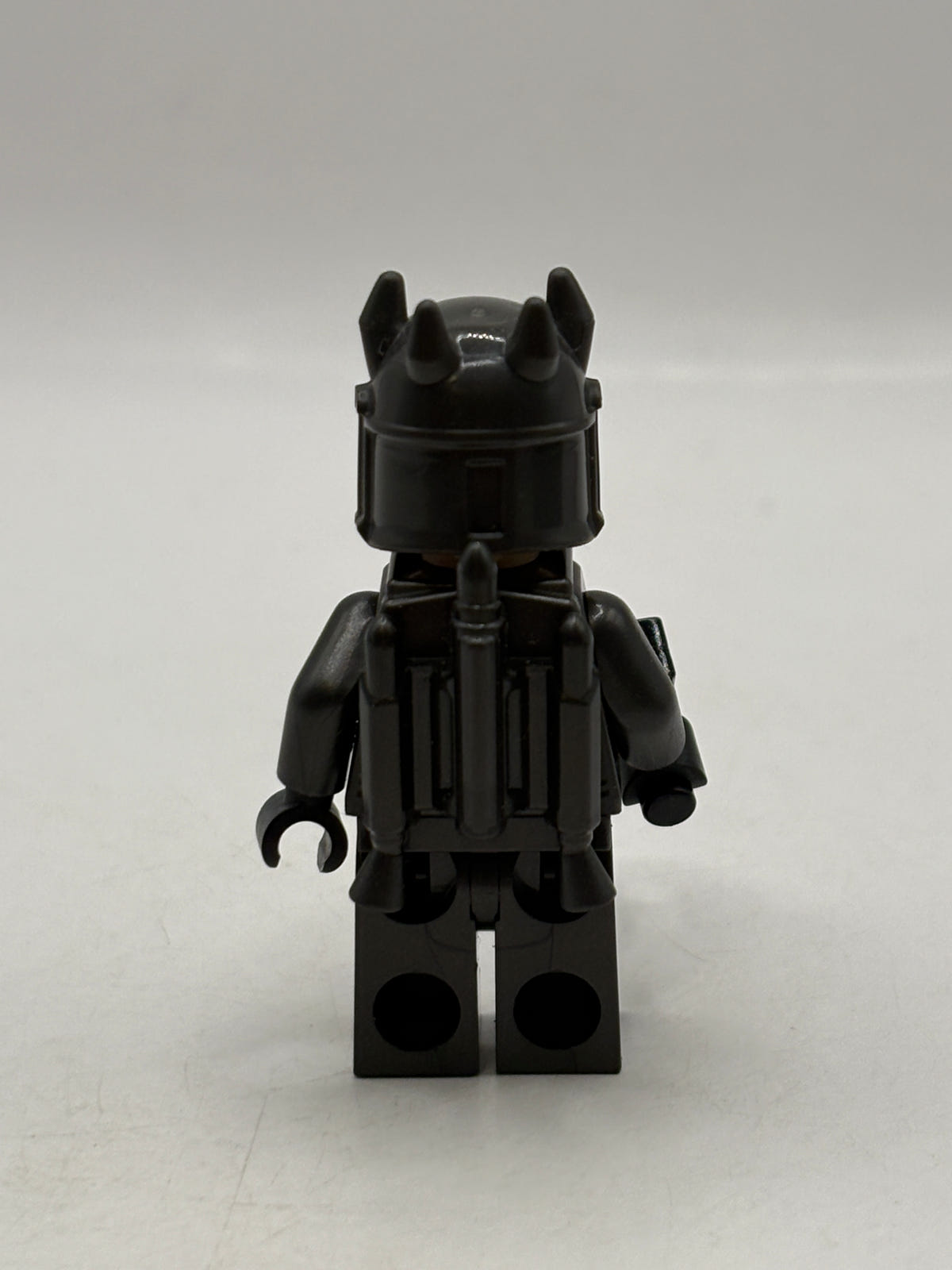 Lego Star Wars SW1162 - Gar Saxon Minifigure, photo 3 image 3