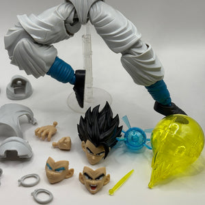 Bandai Figure-Rise Standard Dragon Ball Super SSGSS Gogeta  Model Kit Loose FRENLY BRICKS - Open 7 Days
