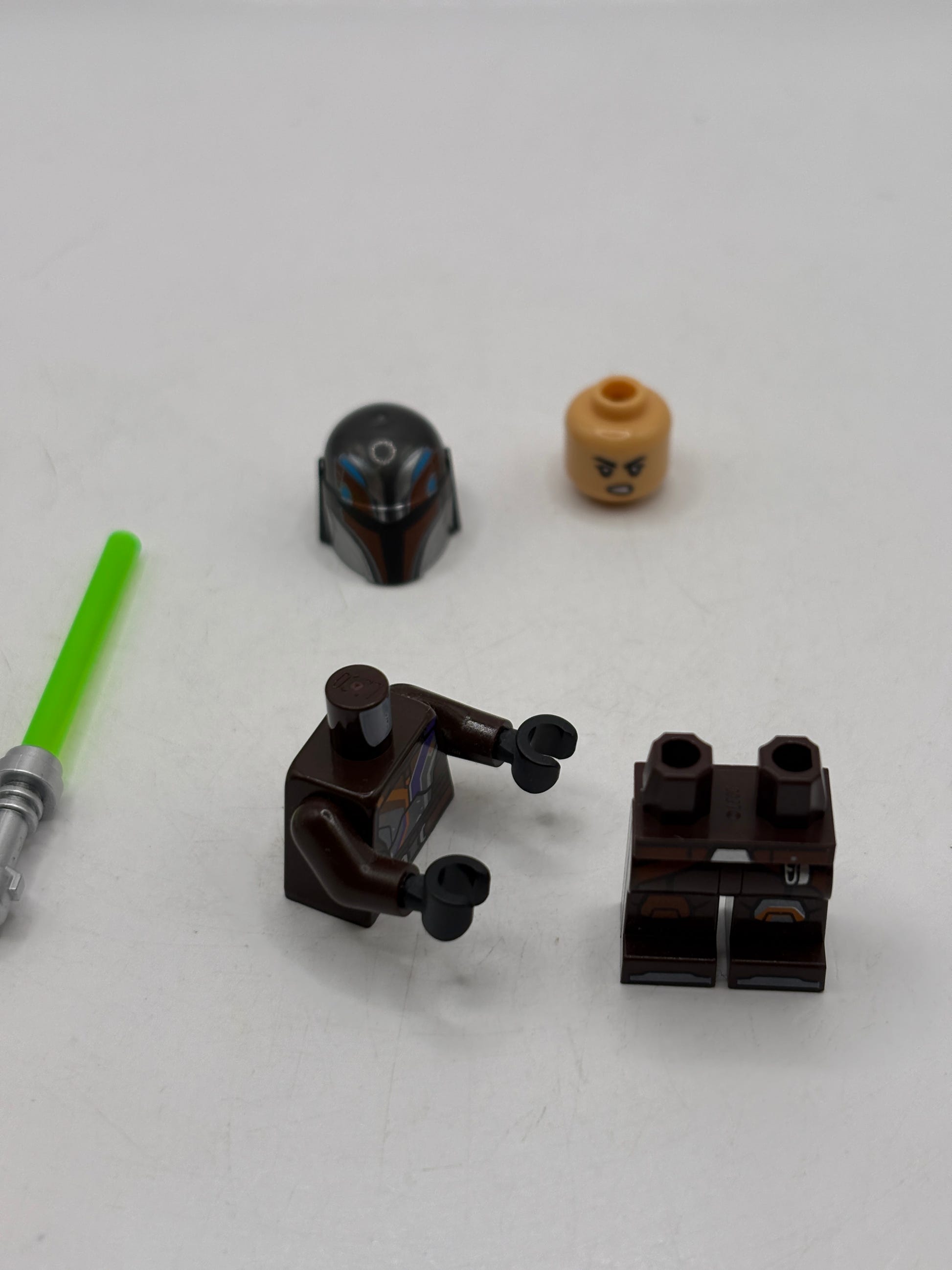 LEGO® Minifig sw1302 - Sabine Wren - Dark Brown Armor, photo 7 image 7