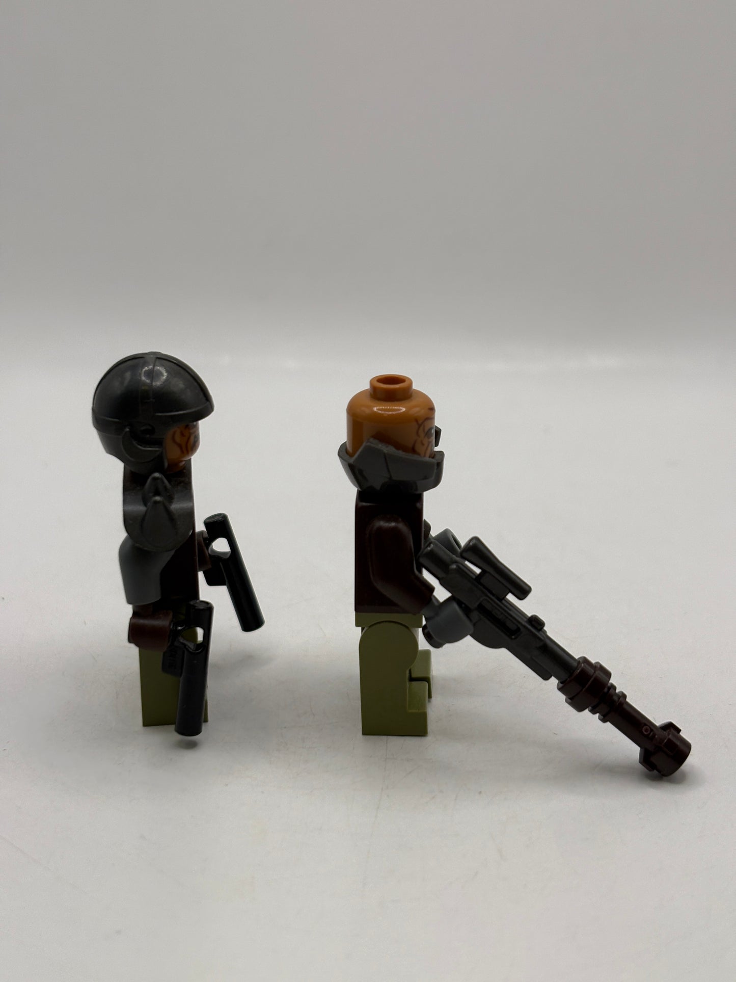 Lot Set 2 LEGO Star Wars Klatooinian Raiders Minifigures sw1059 sw1060 75254