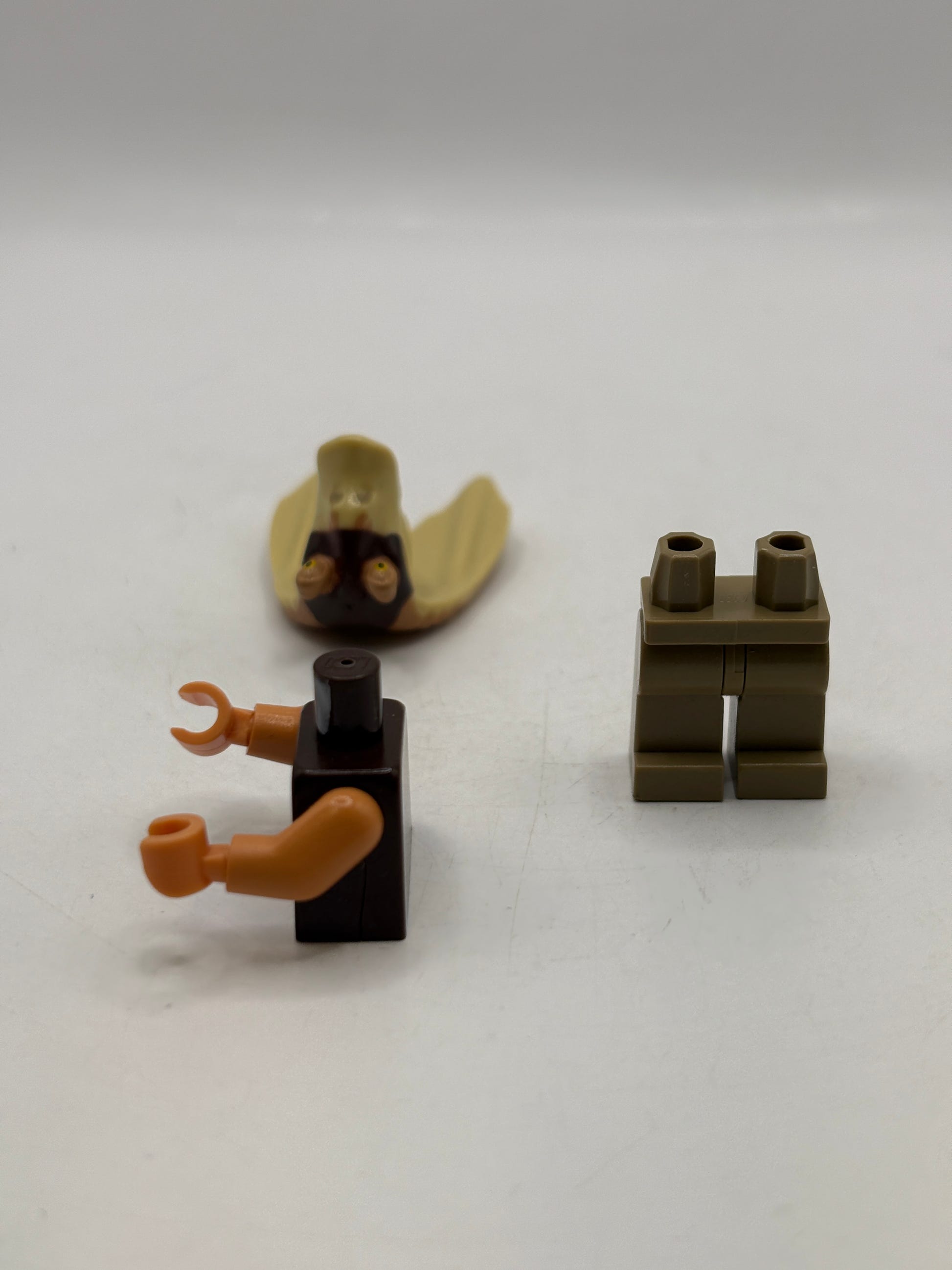 LEGO Star Wars Gungan Warrior Minifigure SW0302 From Set 7929 Torso Crack, photo 6 image 6