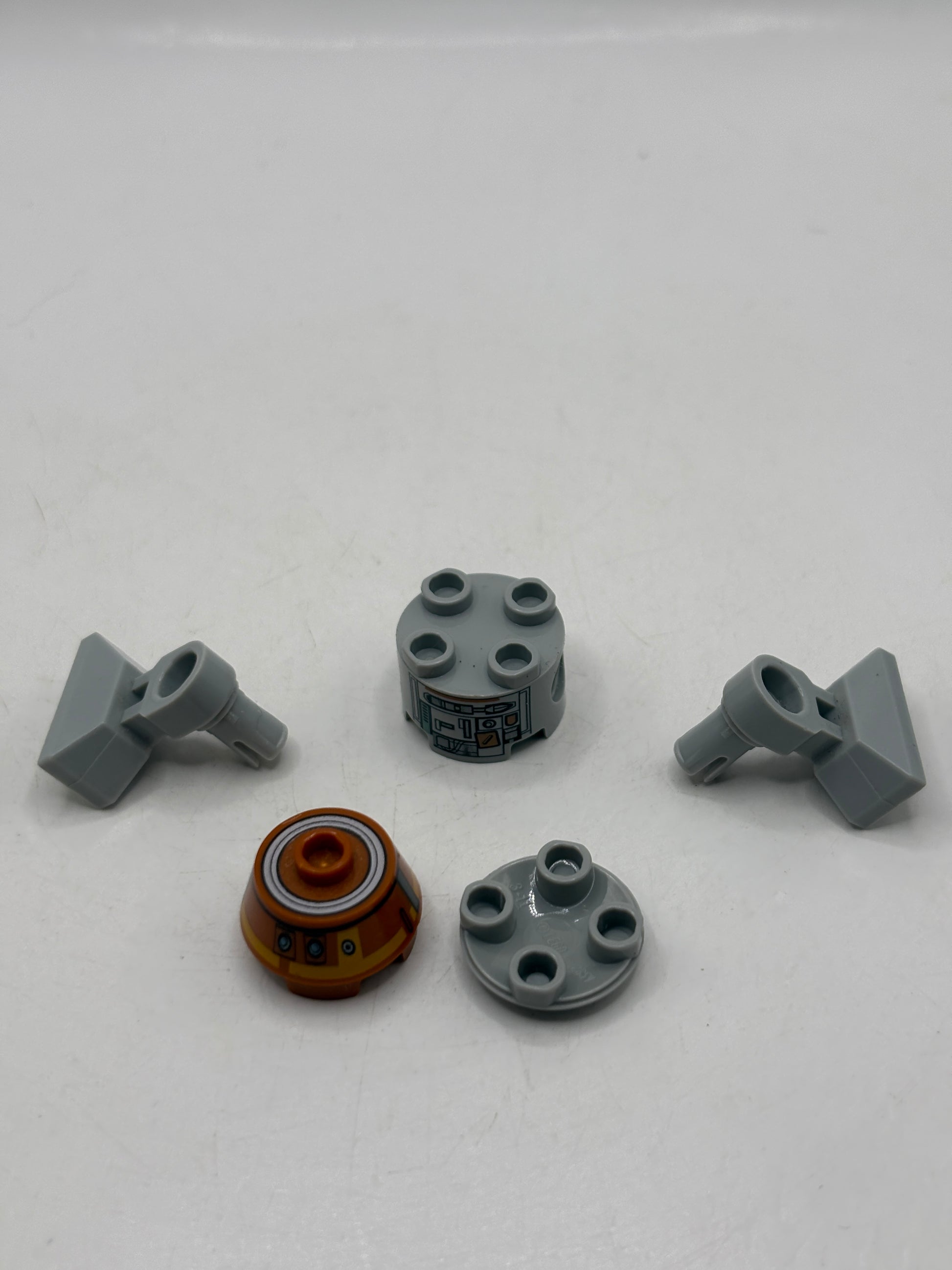 Lego Sw0565 Star Wars Chopper C1-10P Minifigure From Set 75170 image 5