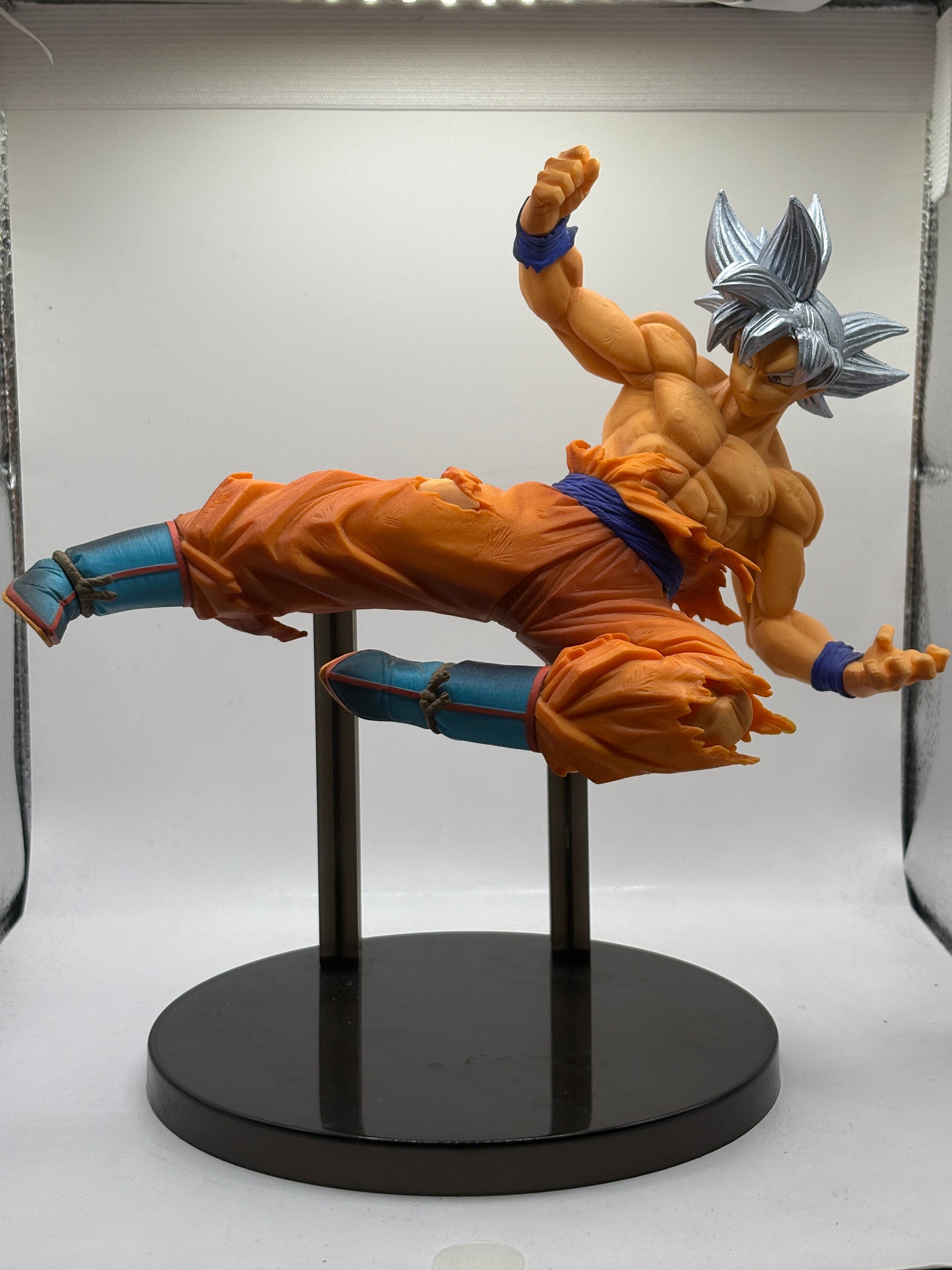 Banpresto Dragon Ball Super Son Goku Mastered Ultra Instinct Figure *no box* FRENLY BRICKS - Open 7 Days