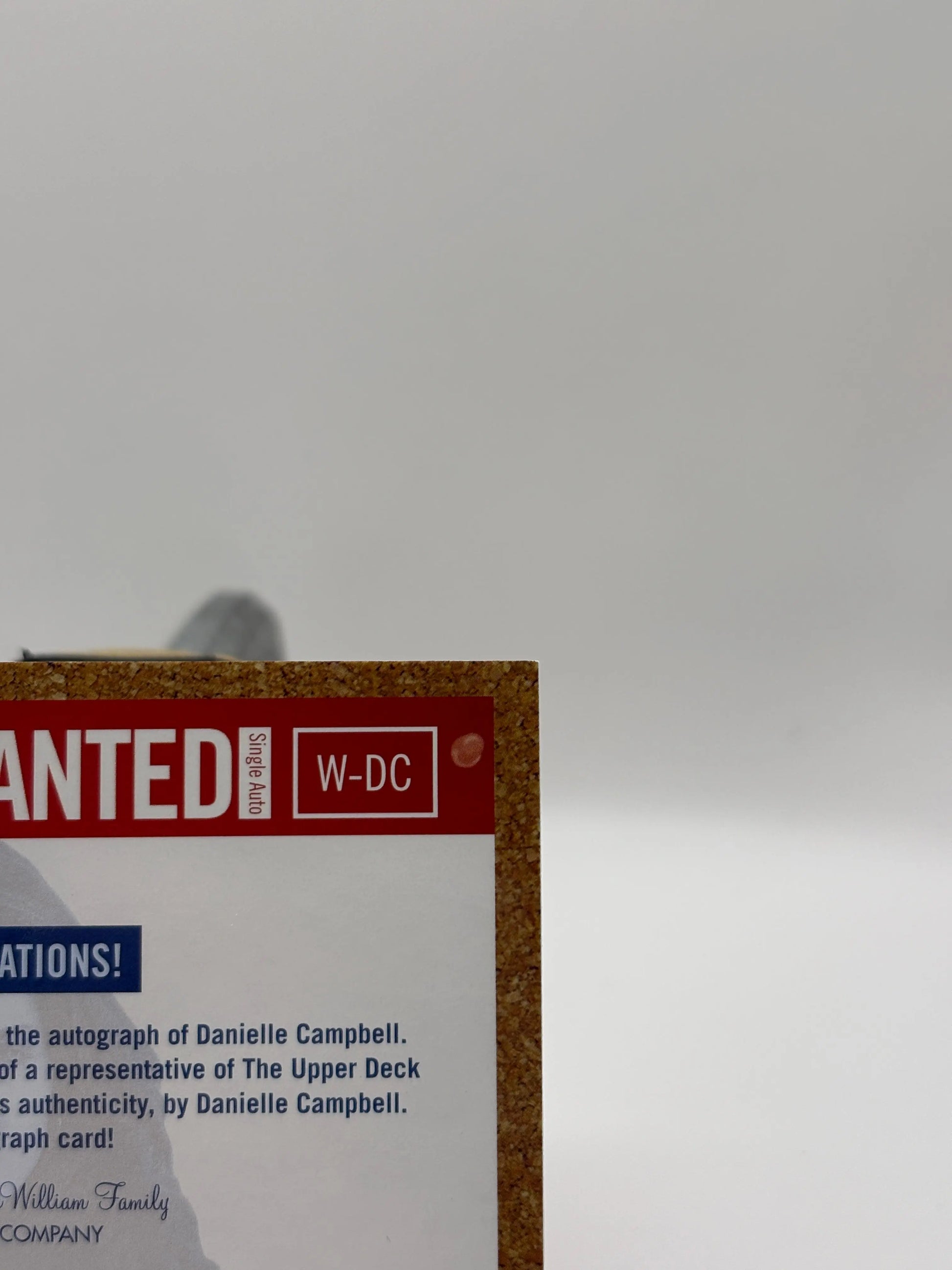 2020 Upper Deck Marvel Runaways Wanted Danielle Campbell as Eiffel Auto FRENLY BRICKS - Open 7 Days